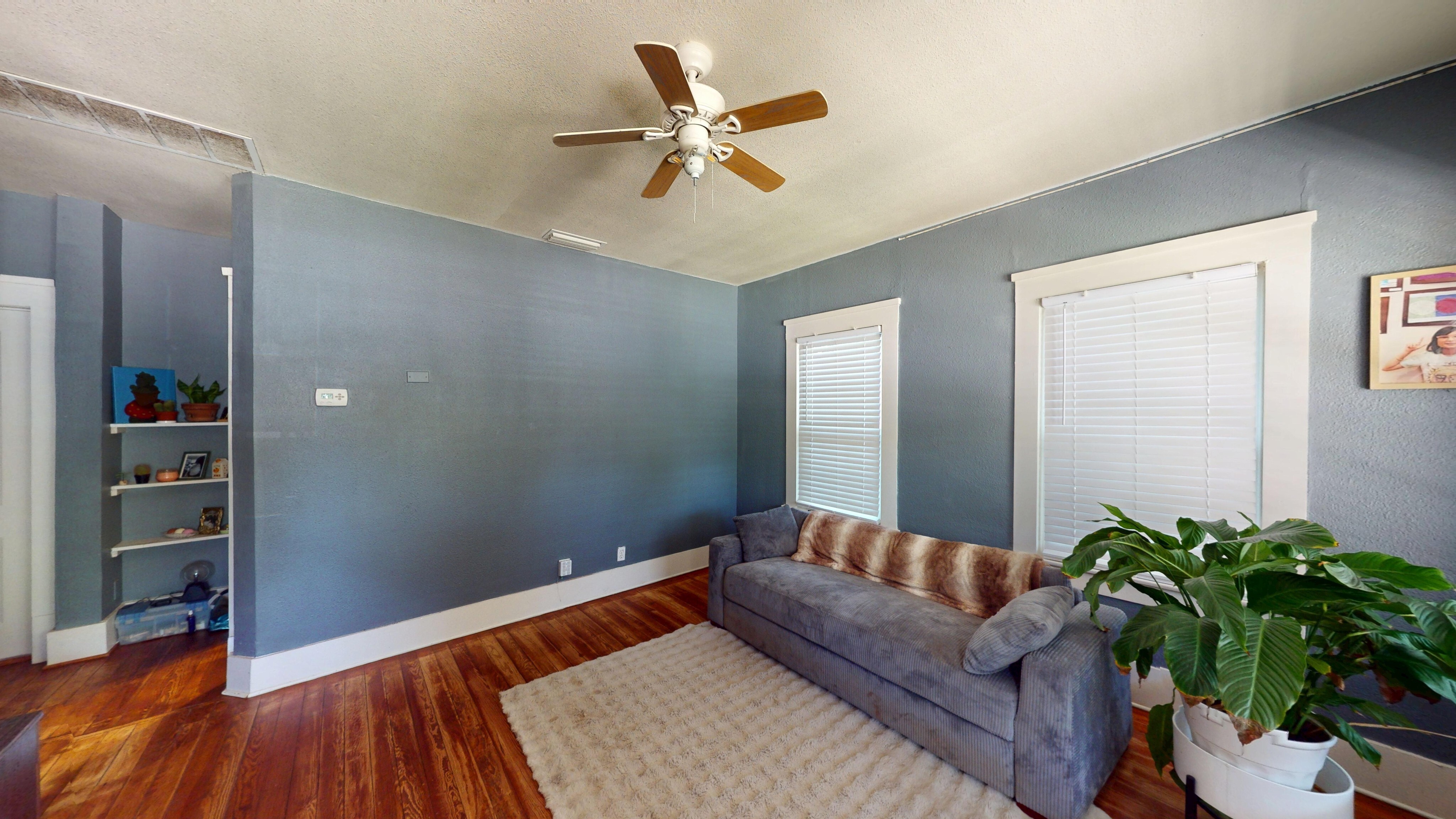 704 Cameron Avenue Dallas, TX 75223 photo 5