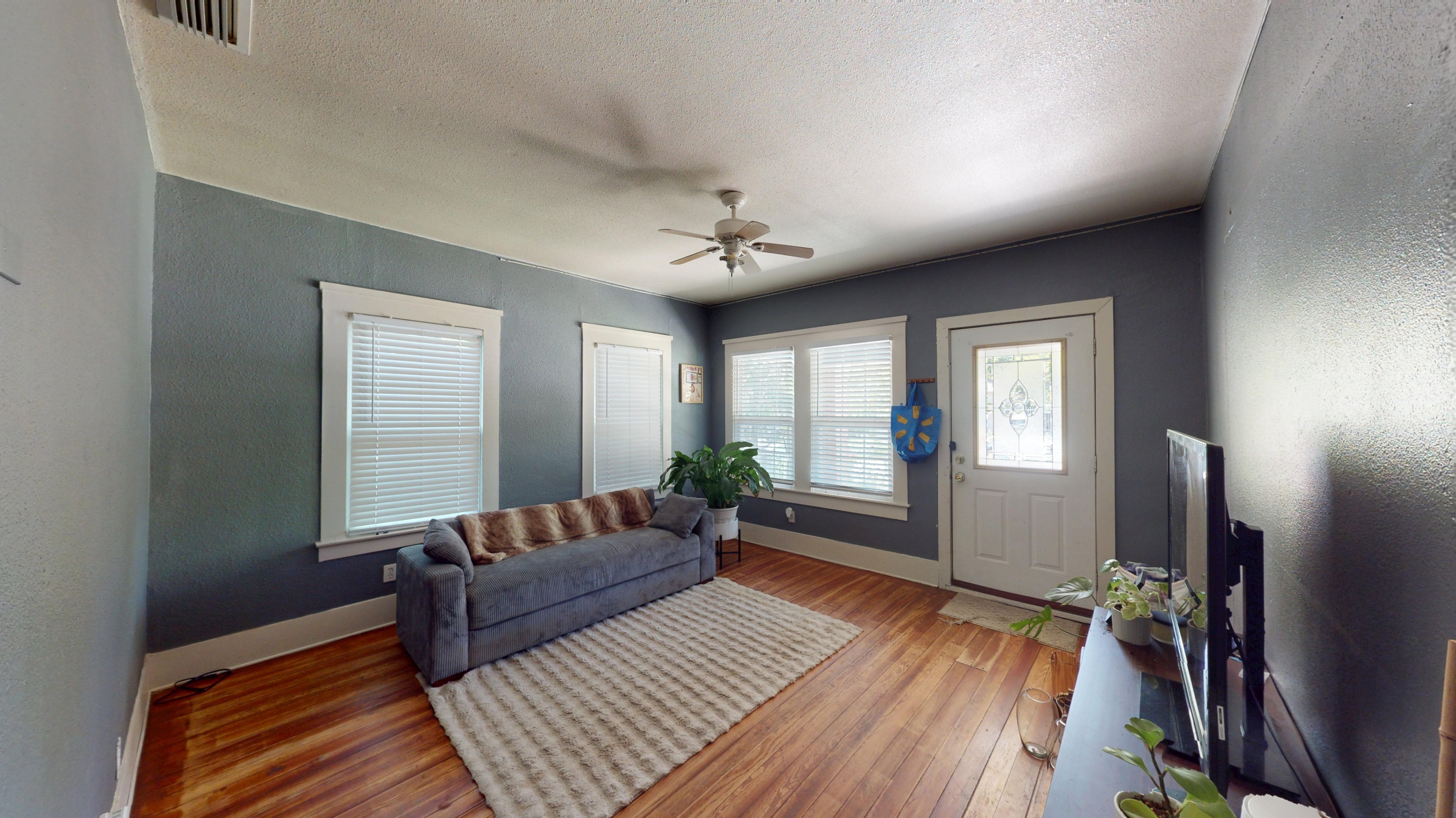704 Cameron Avenue Dallas, TX 75223 photo 4