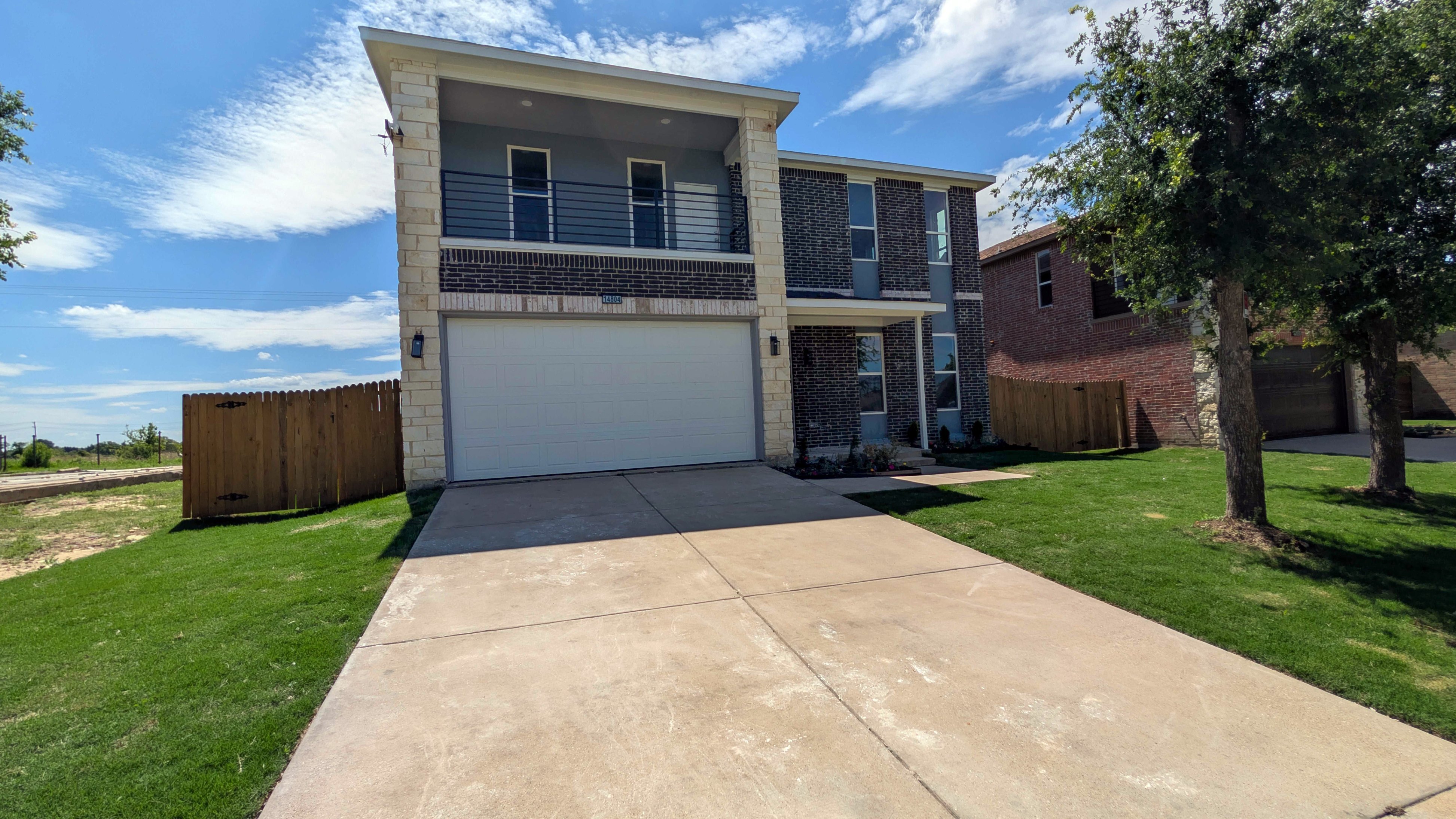 14804 Broadview Drive Balch Springs, TX 75180 photo 3