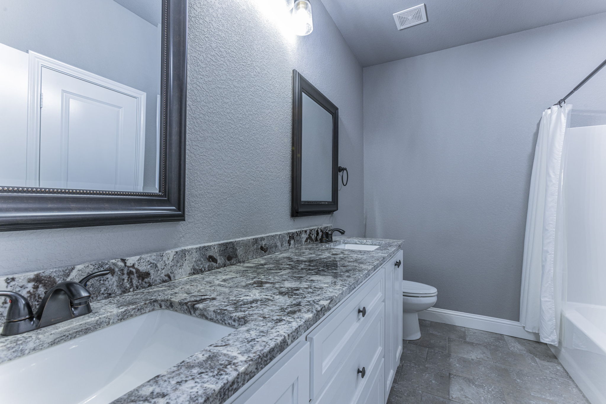 233 Fox Run Lane Robinson, TX 76706 photo 19