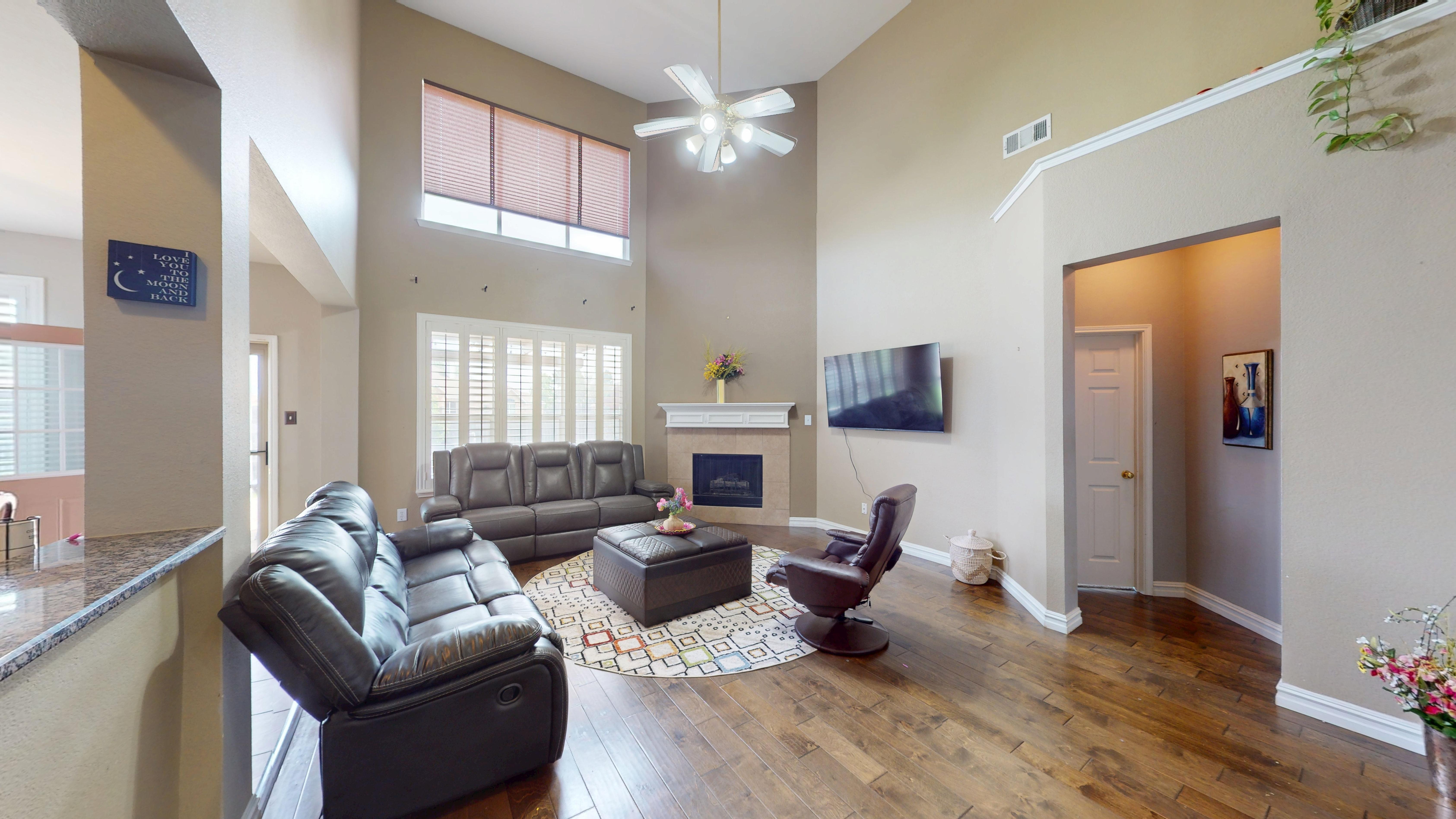 5848 Somerton Drive Grand Prairie, TX 75052 photo 4