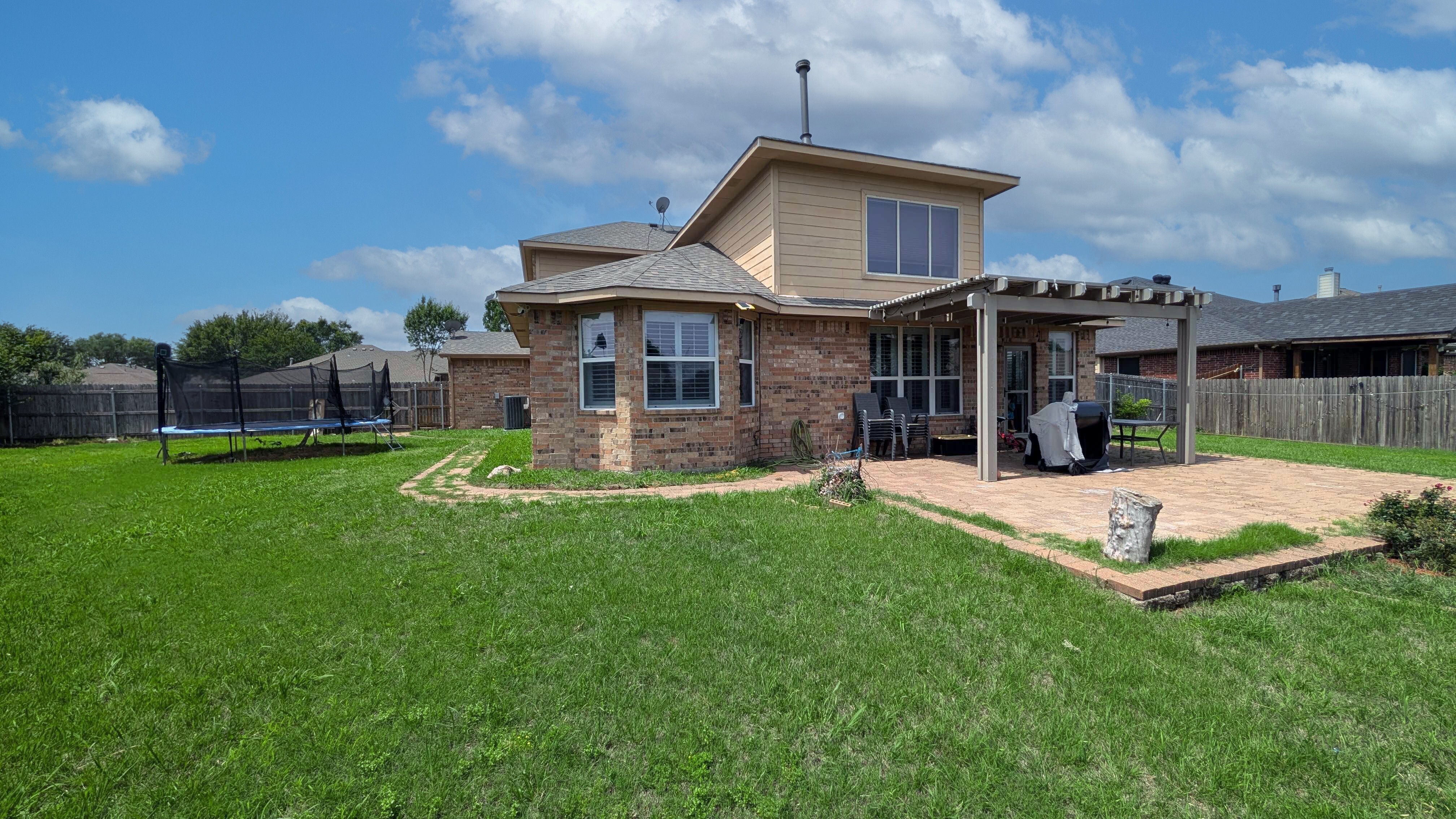 5848 Somerton Drive Grand Prairie, TX 75052 photo 3