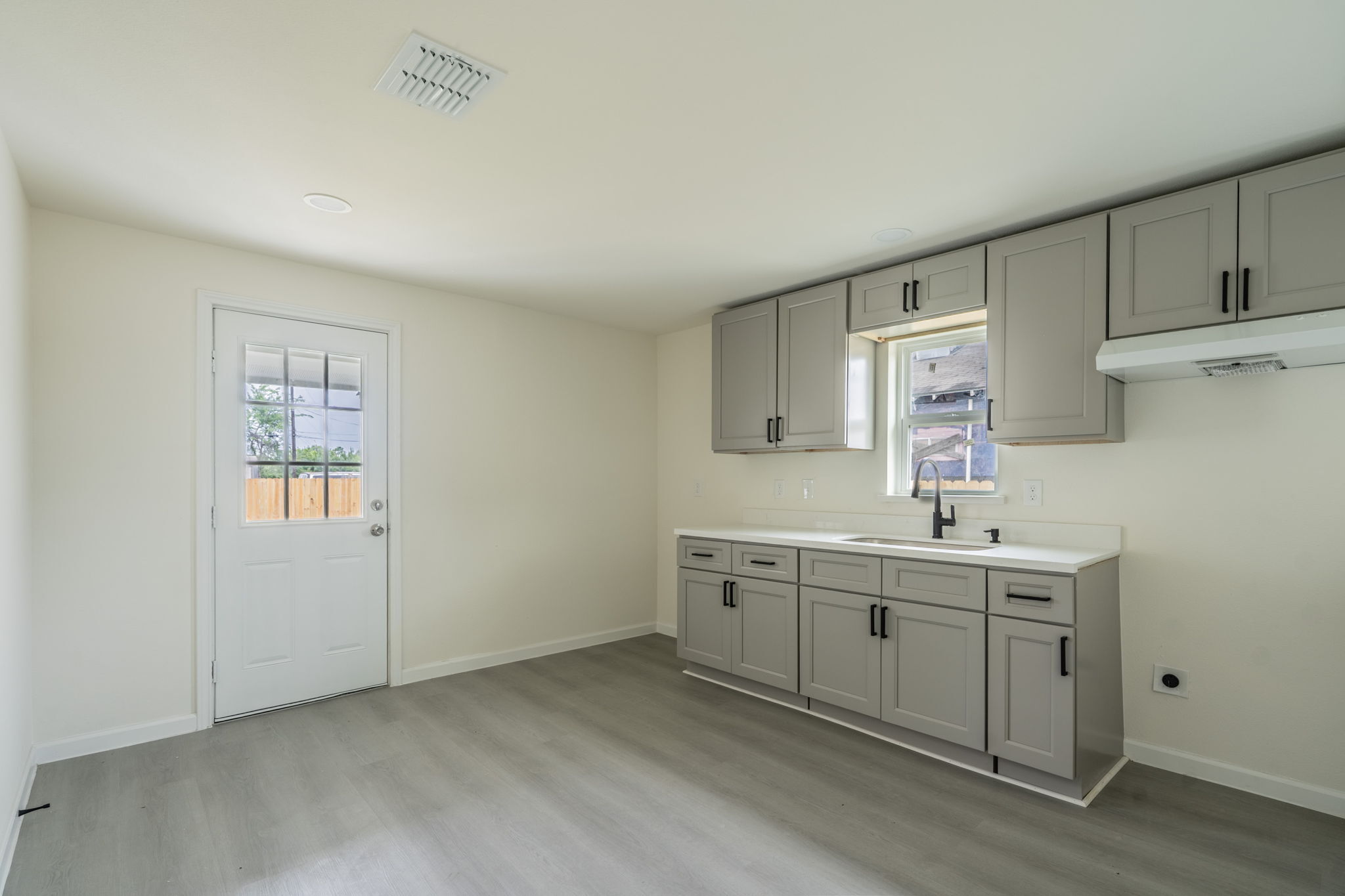 7821 Ethel Street Houston, TX 77028