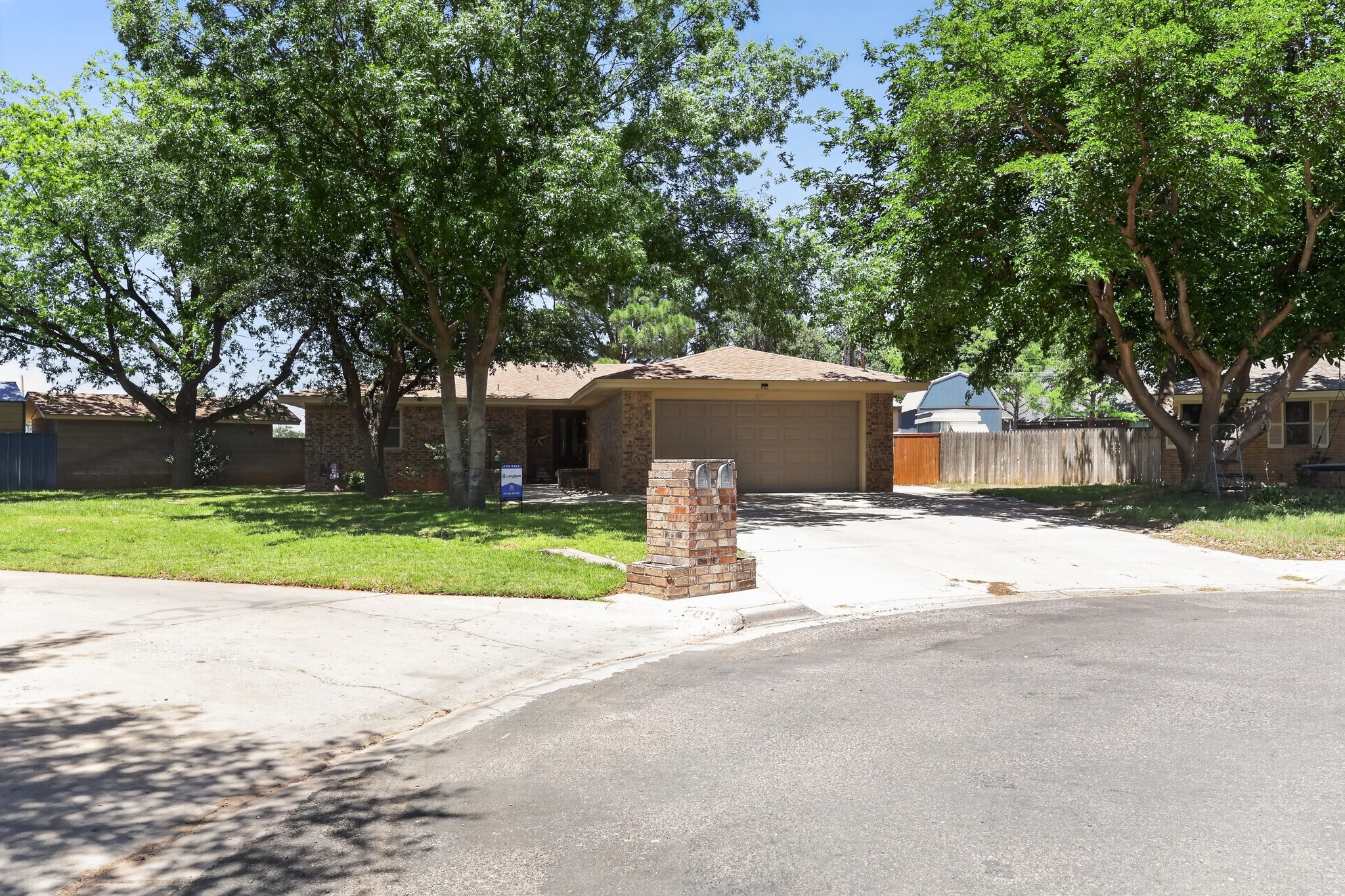 608 Alto Cir Denver City, TX 79323 photo 2