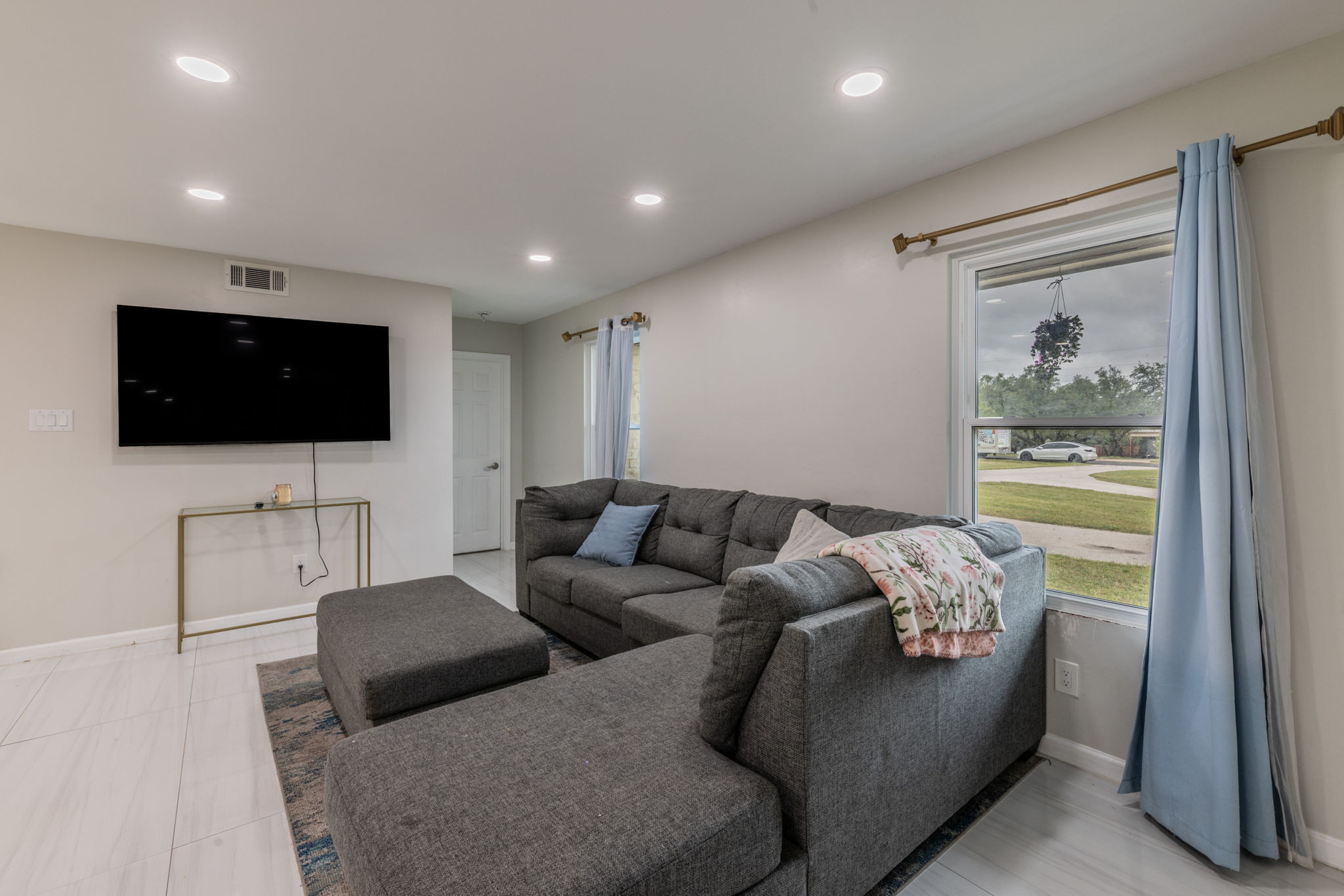 411 Carriage Oaks Drive Liberty Hill, TX 78642 photo 13