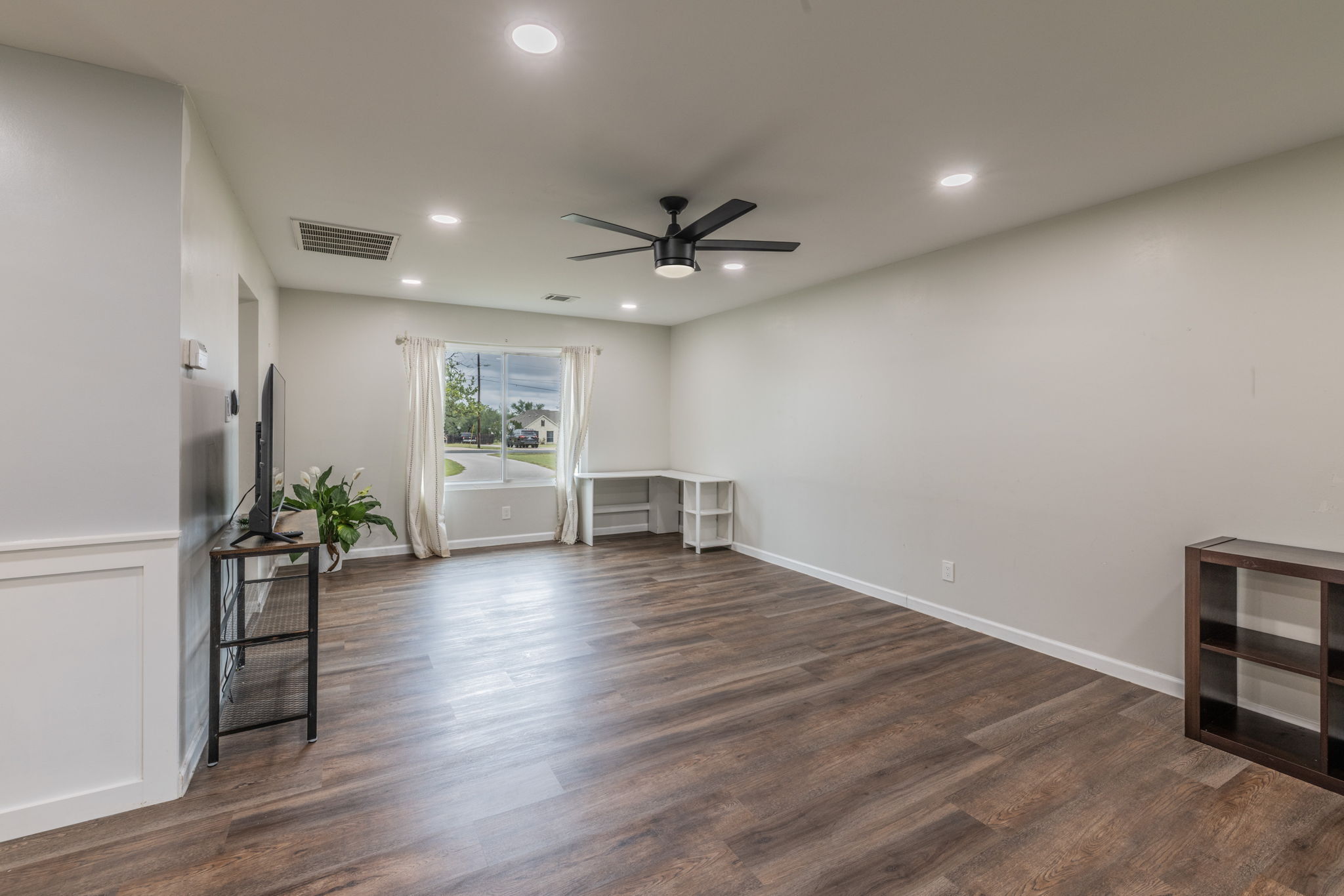 411 Carriage Oaks Drive Liberty Hill, TX 78642 photo 12