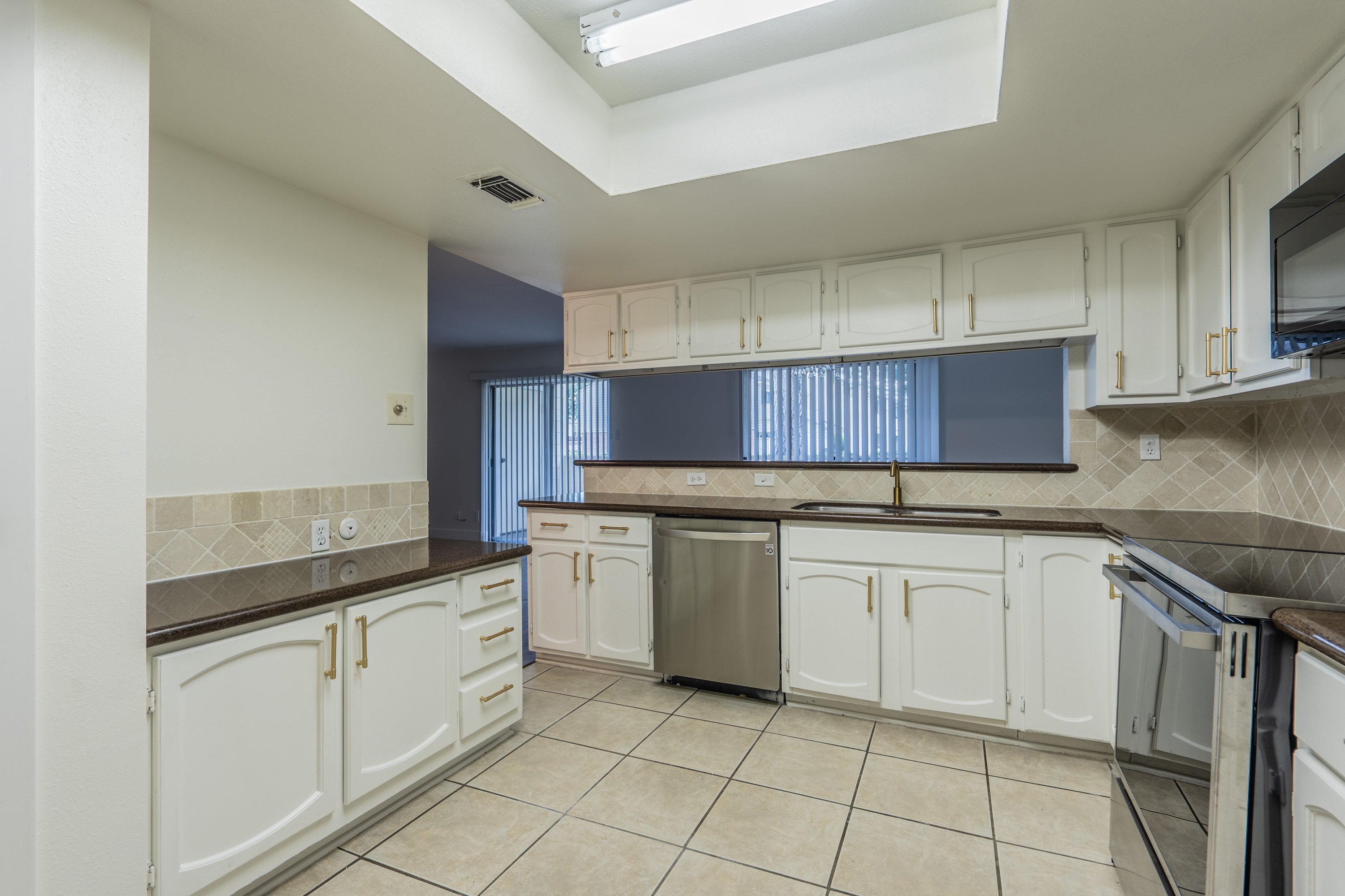 14555 Wunderlich Drive 3105 Houston, TX 77069 photo 5