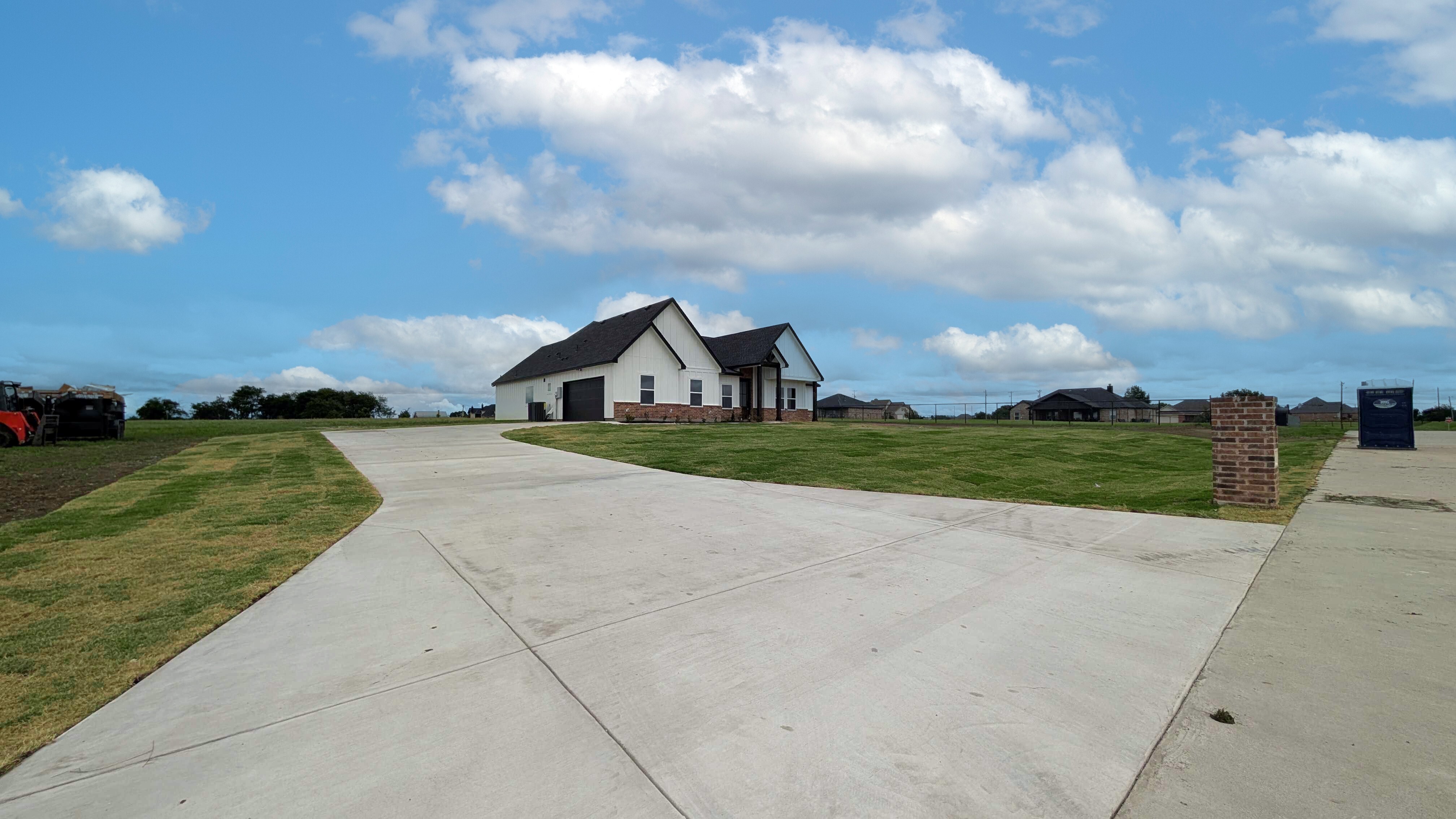3296 Escobar Circle Greenville, TX 75401 photo 4