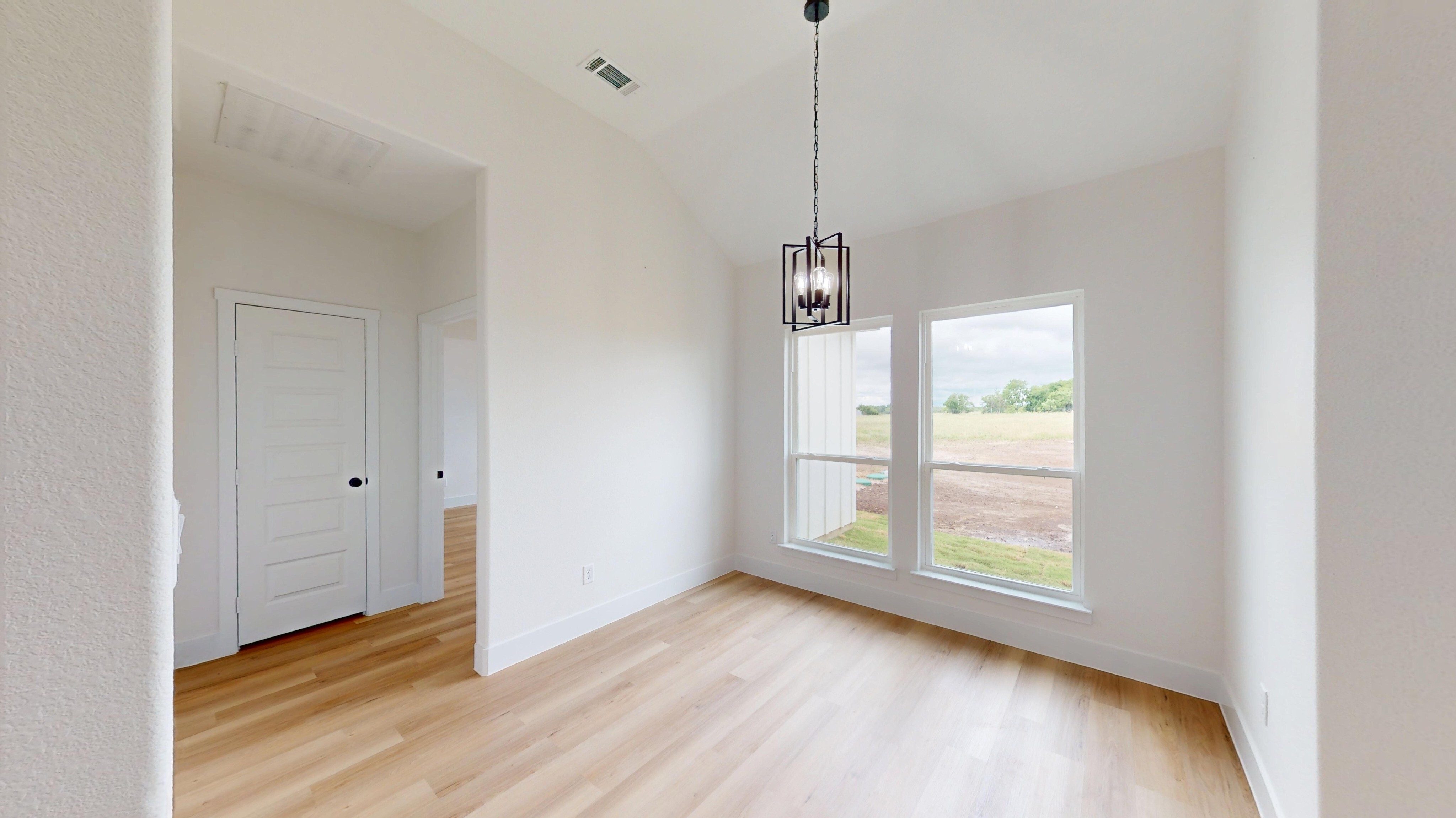 3296 Escobar Circle Greenville, TX 75401 photo 9