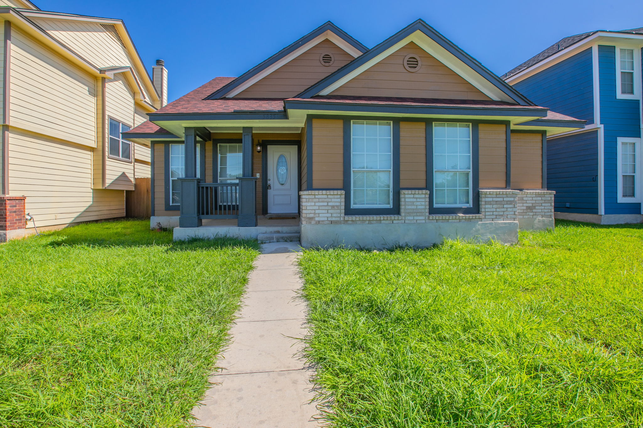 5835 Midcrown Drive San Antonio, TX 78218