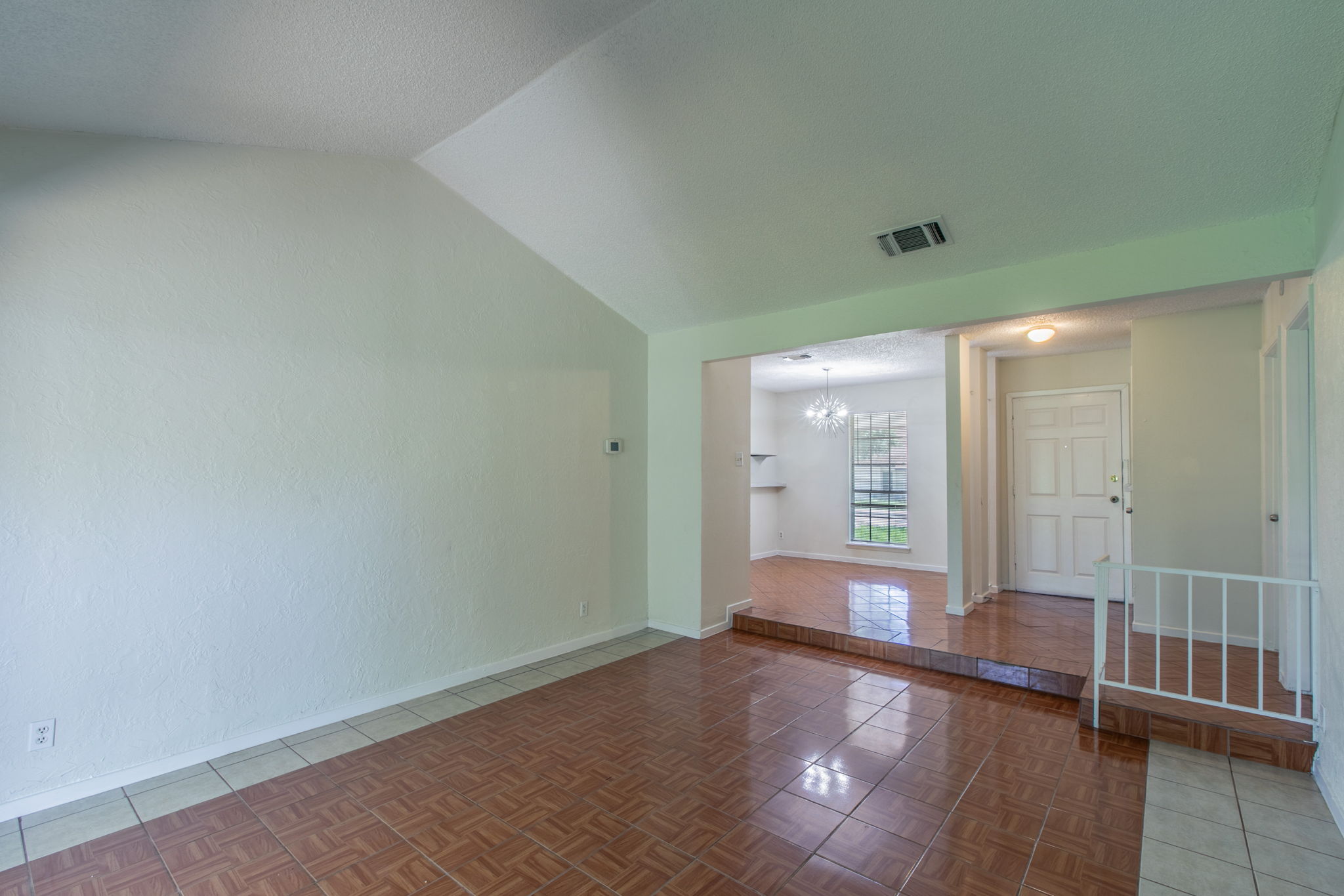 129 Meadow Drive Converse, TX 78109 photo 3