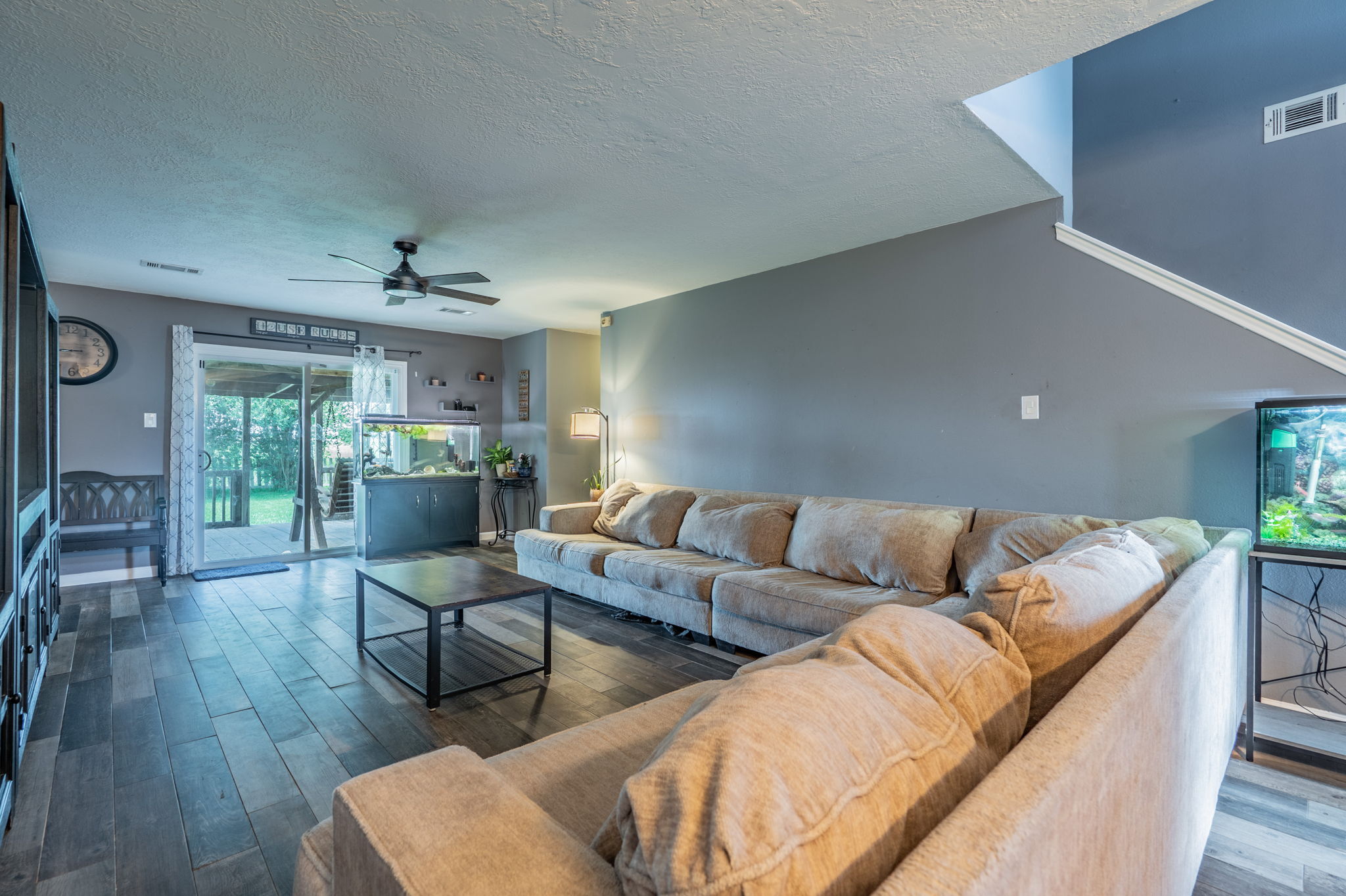 2304 Caroline Street Dickinson, TX 77539 photo 4