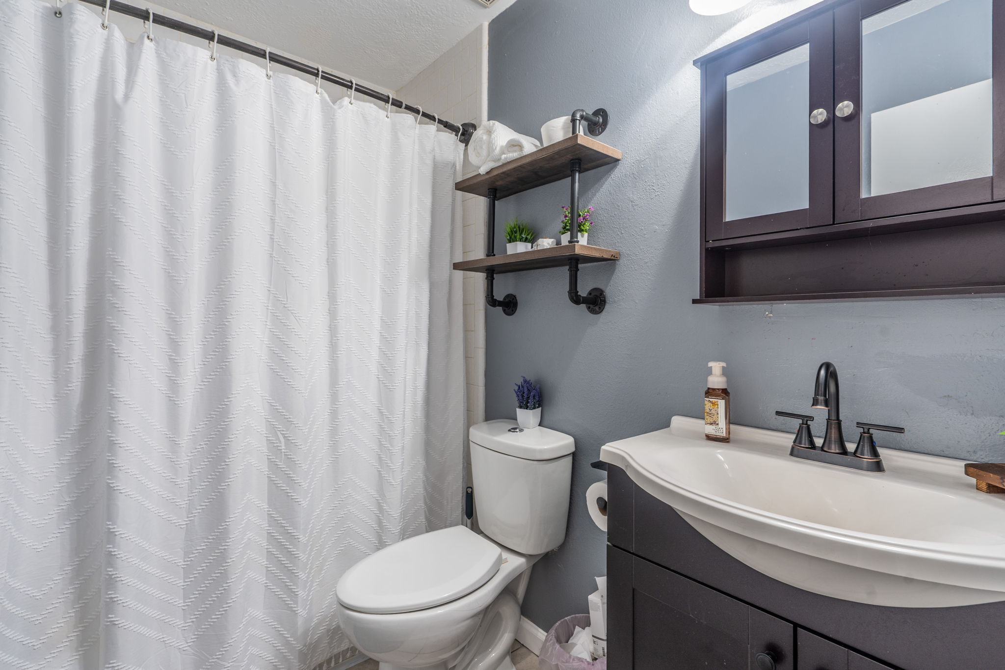 2304 Caroline Street Dickinson, TX 77539 photo 16