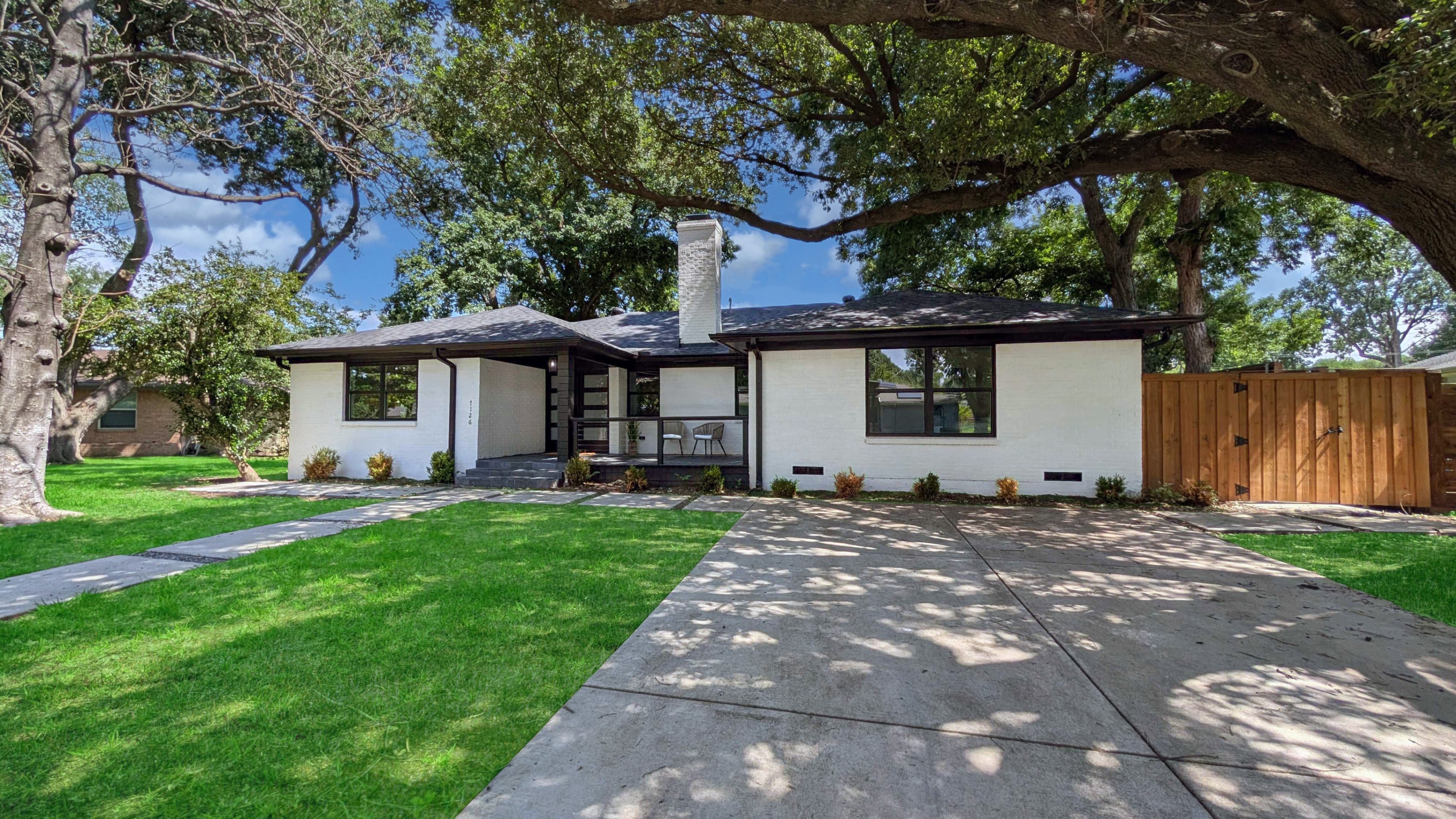 7126 Edgerton Drive Dallas, TX 75231 photo 2