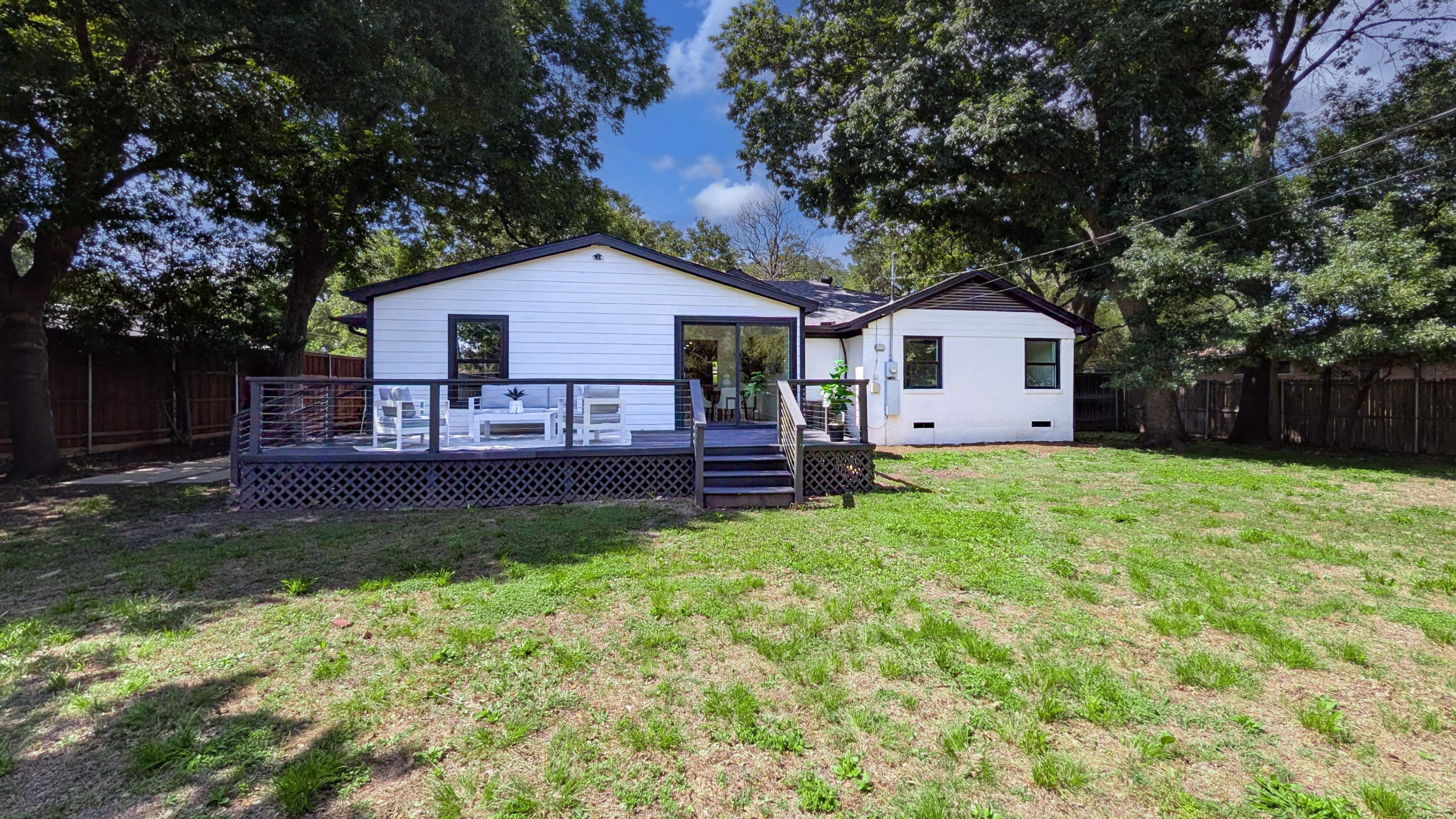 7126 Edgerton Drive Dallas, TX 75231 photo 4