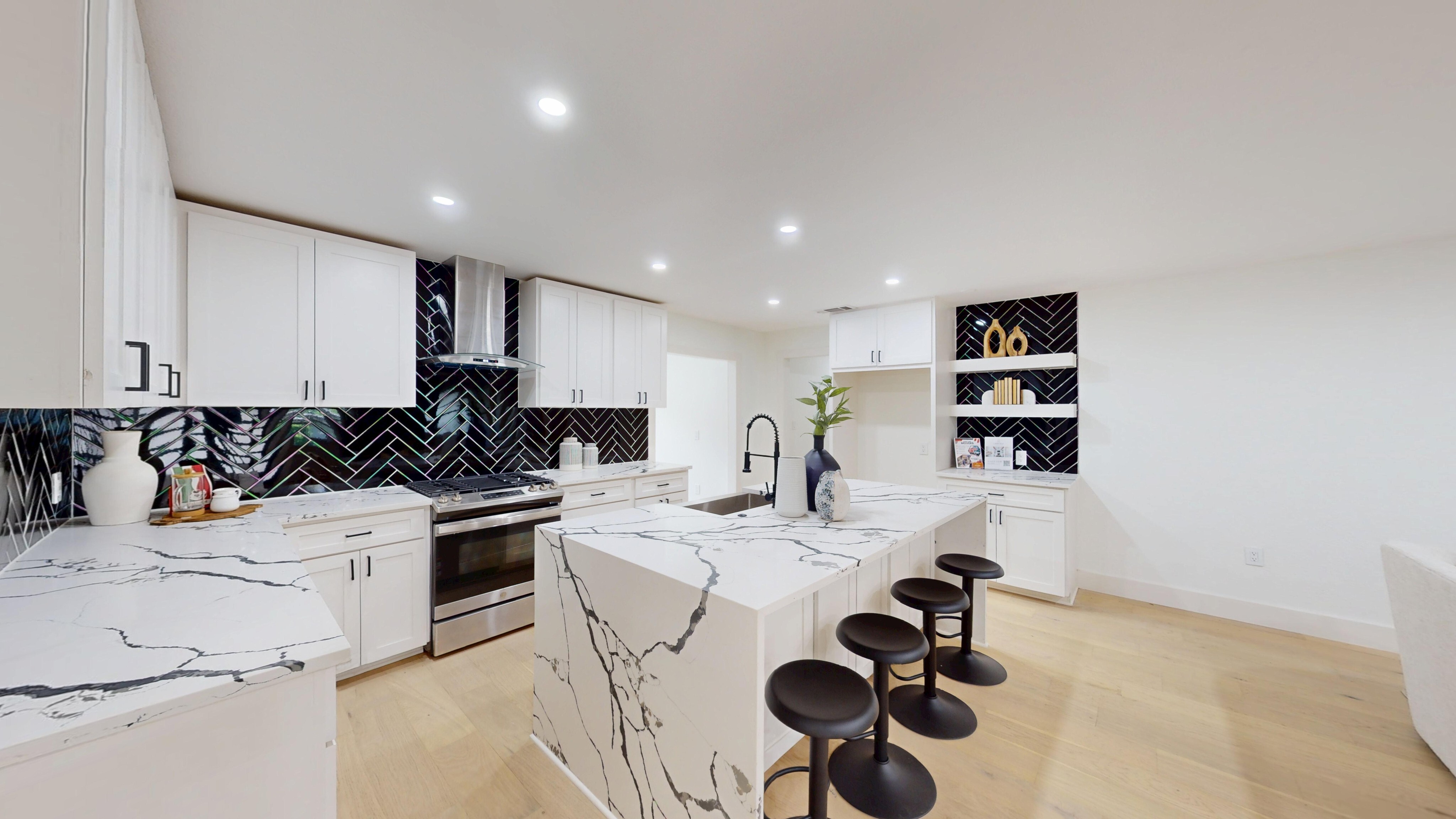 7126 Edgerton Drive Dallas, TX 75231 photo 9