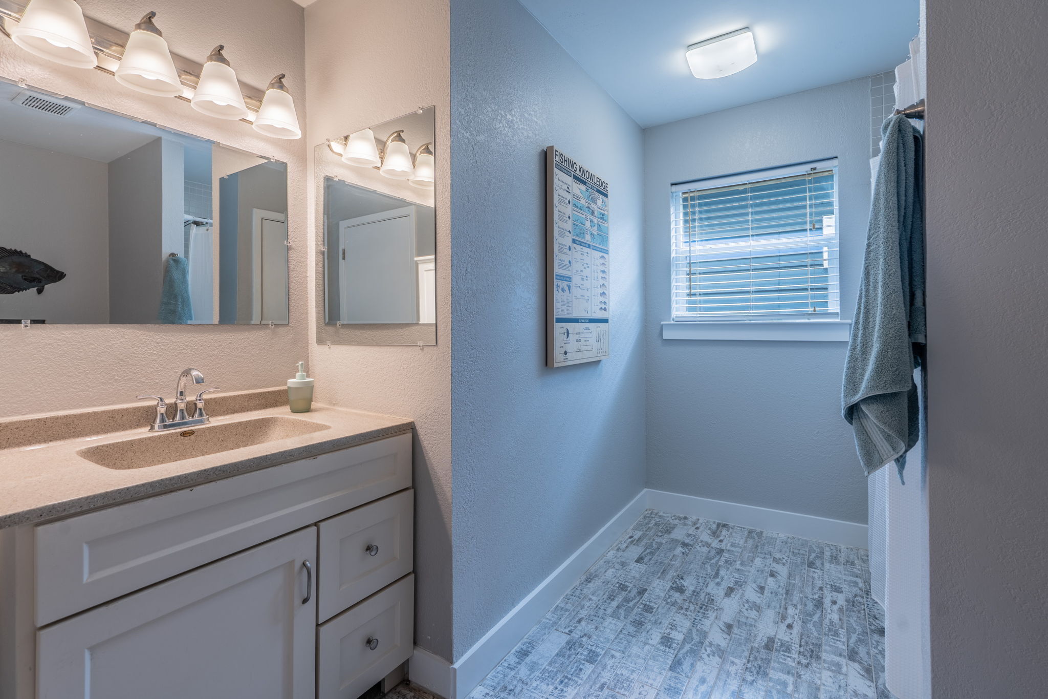 4110 Avenue Q 1/2 Galveston, TX 77550 photo 13