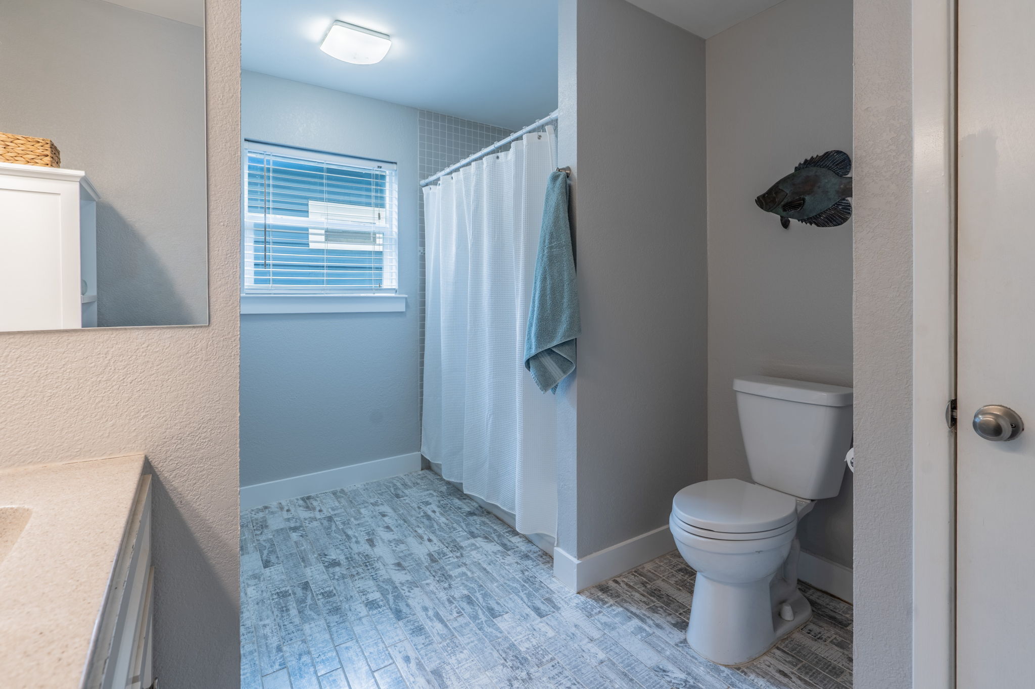 4110 Avenue Q 1/2 Galveston, TX 77550 photo 14