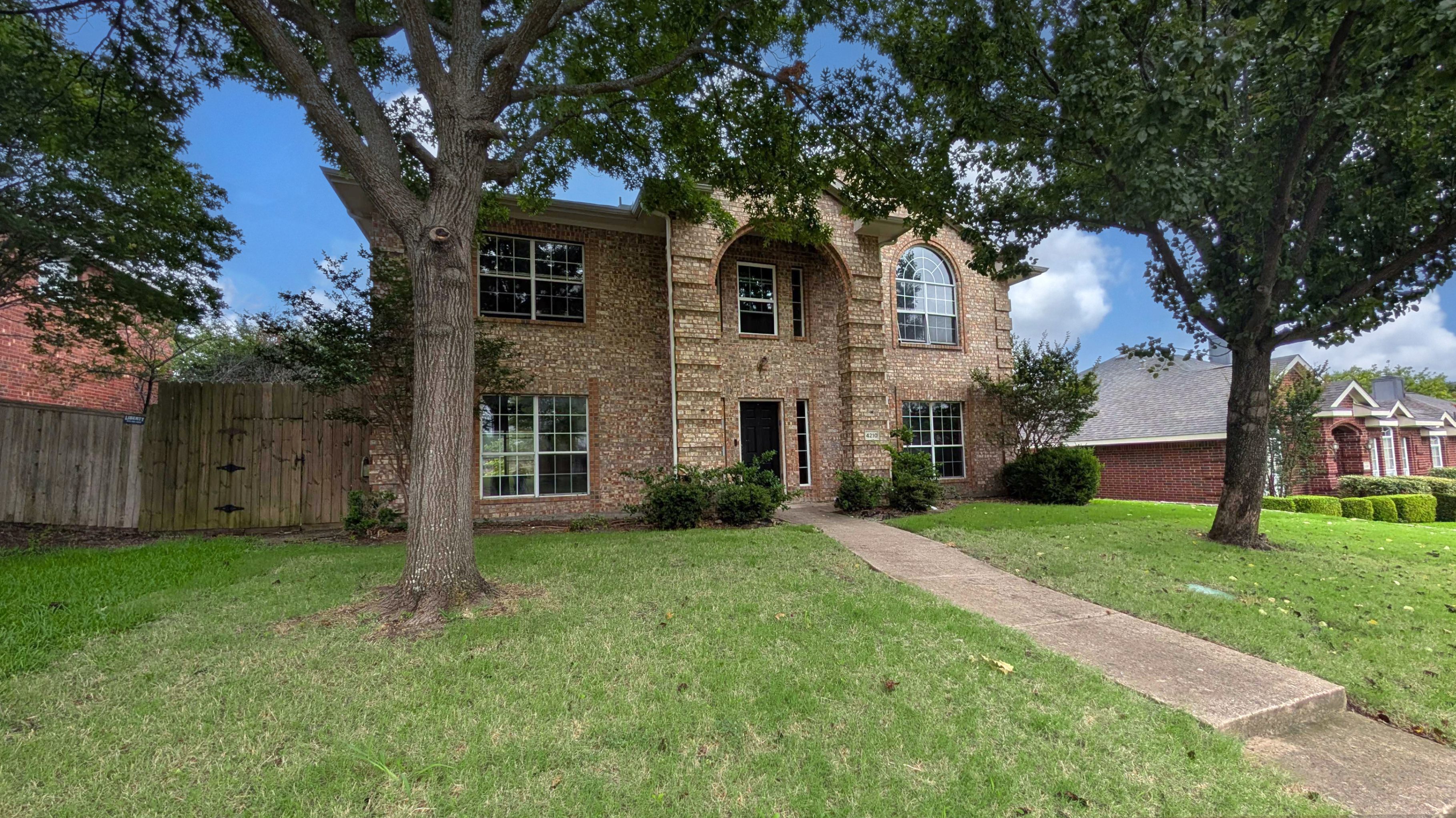 4210 Glistening Spring Rowlett, TX 75088 photo 2