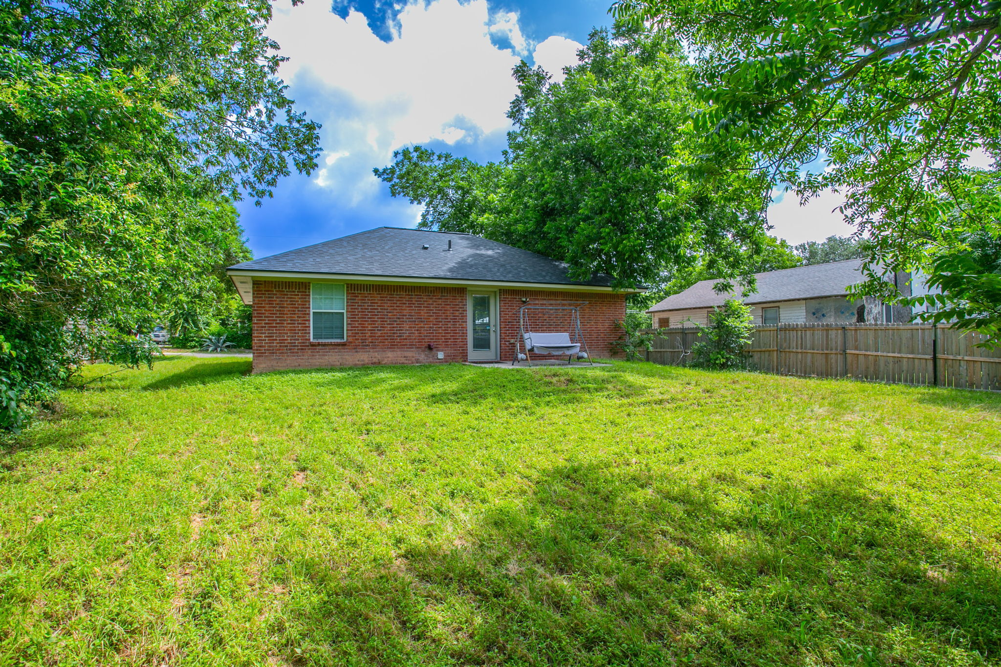 615 East 9th Avenue Belton, TX 76513 photo 23