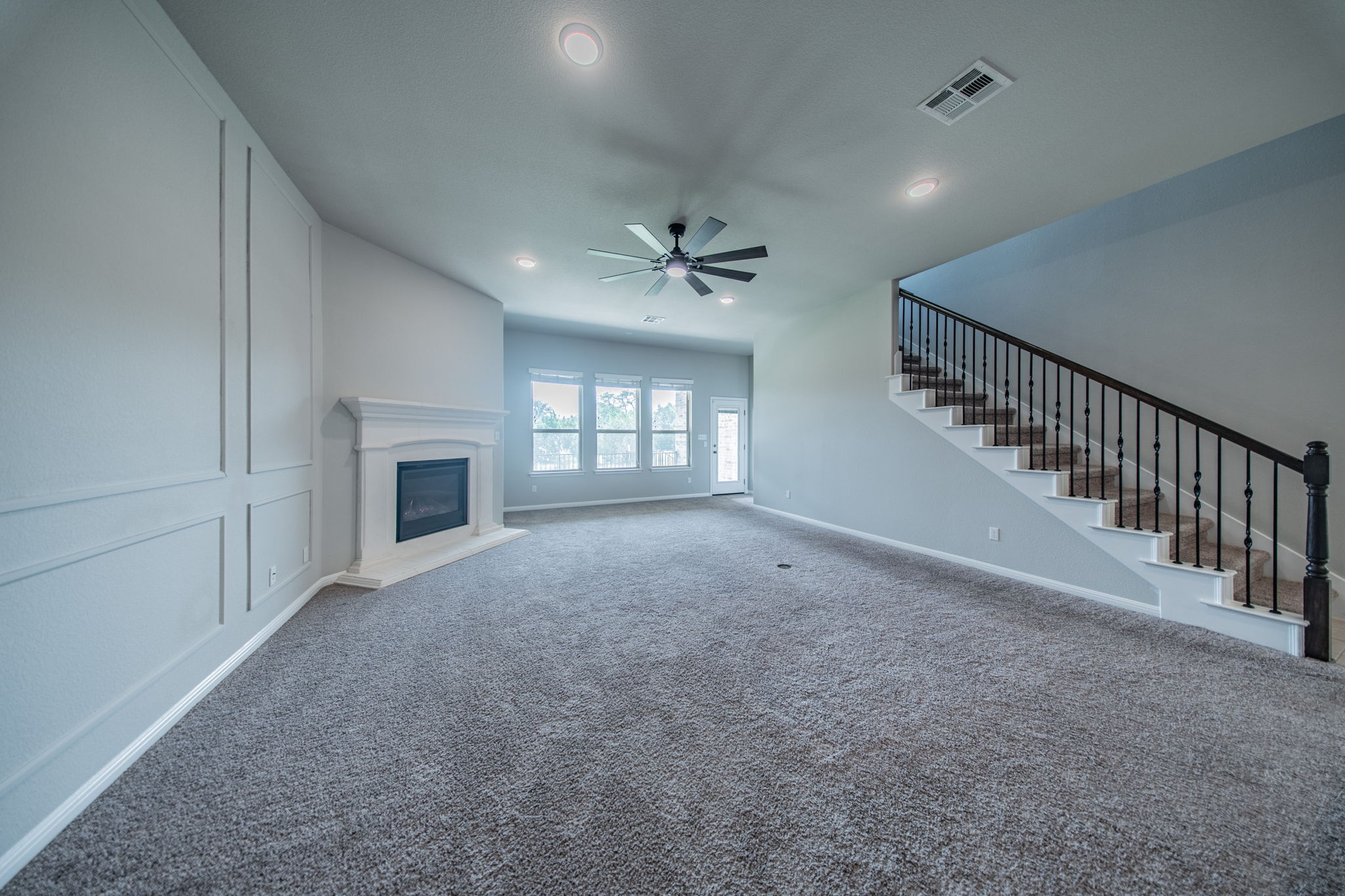 533 Founders Rdg Dripping Springs, TX 78620 photo 2
