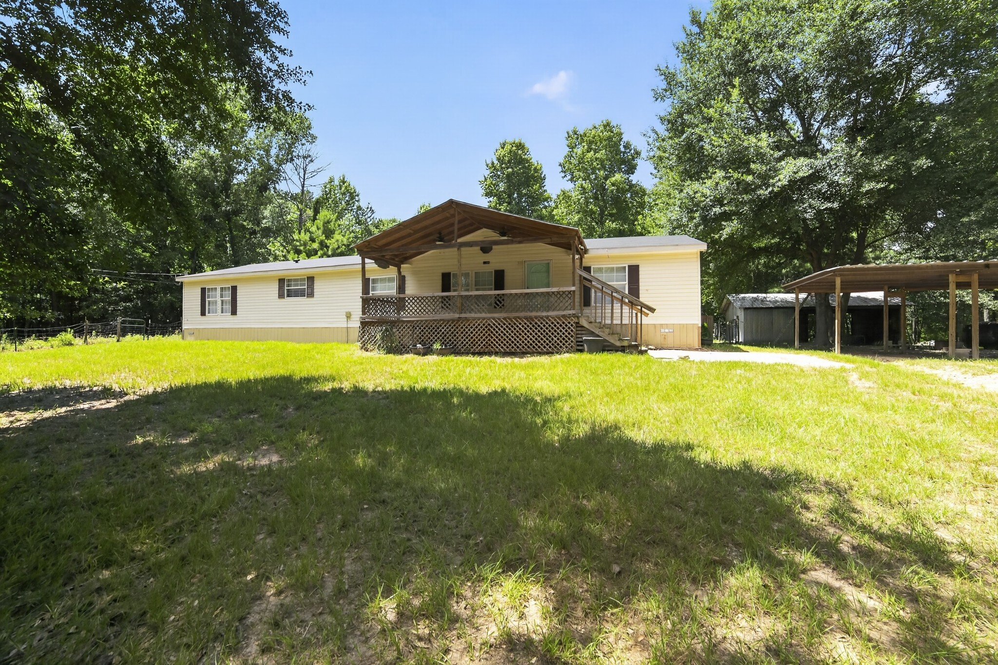 350 County Road 3911 Jacksonville, TX 75766