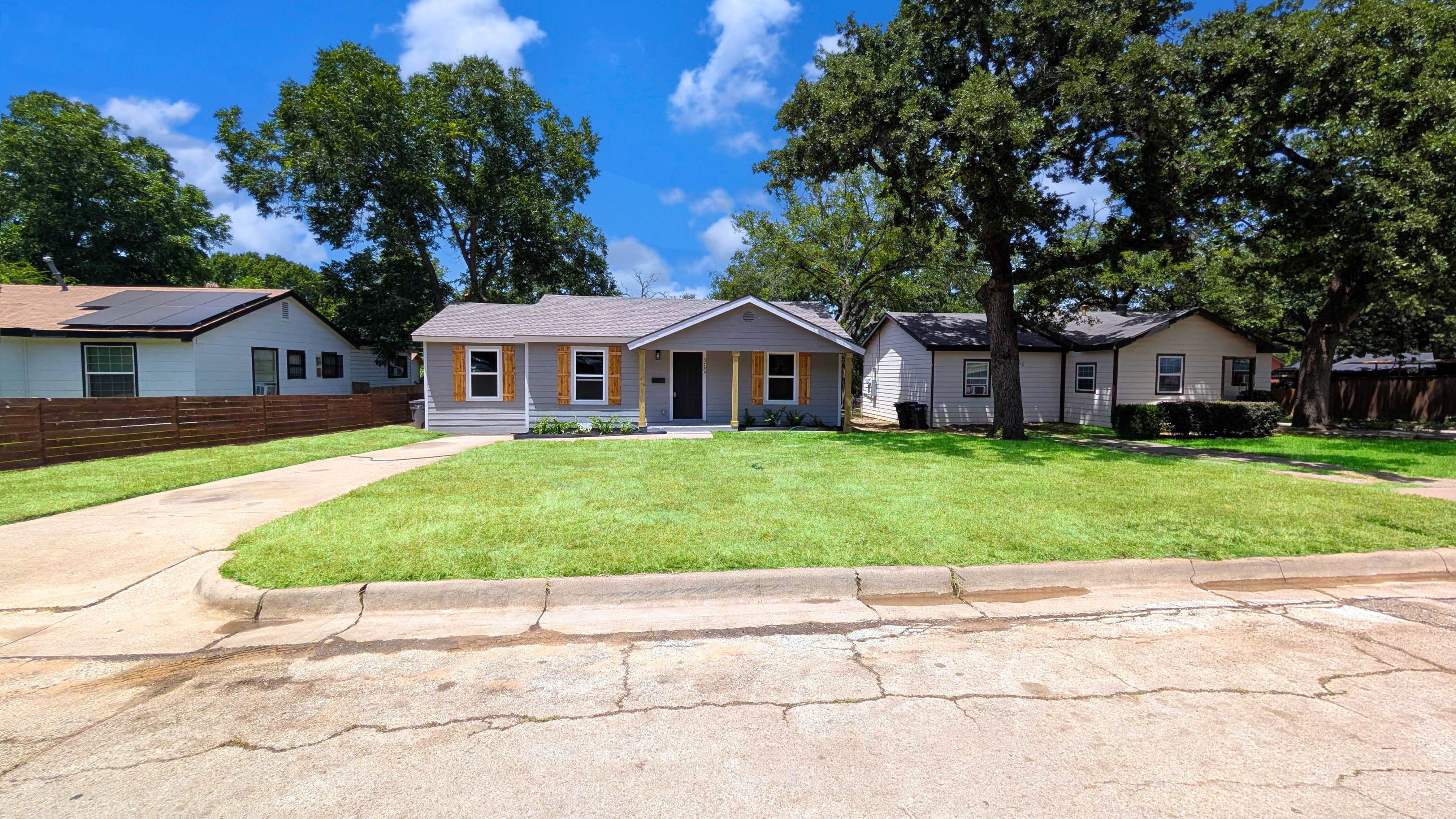3725 Childress Street Fort Worth, TX 76119 photo 4