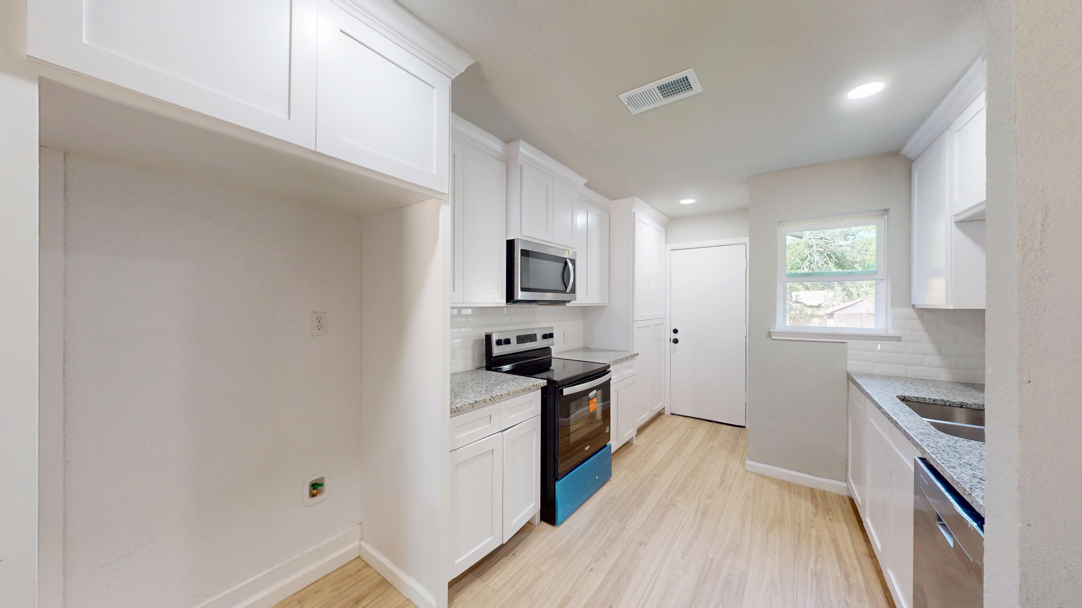 3725 Childress Street Fort Worth, TX 76119 photo 10