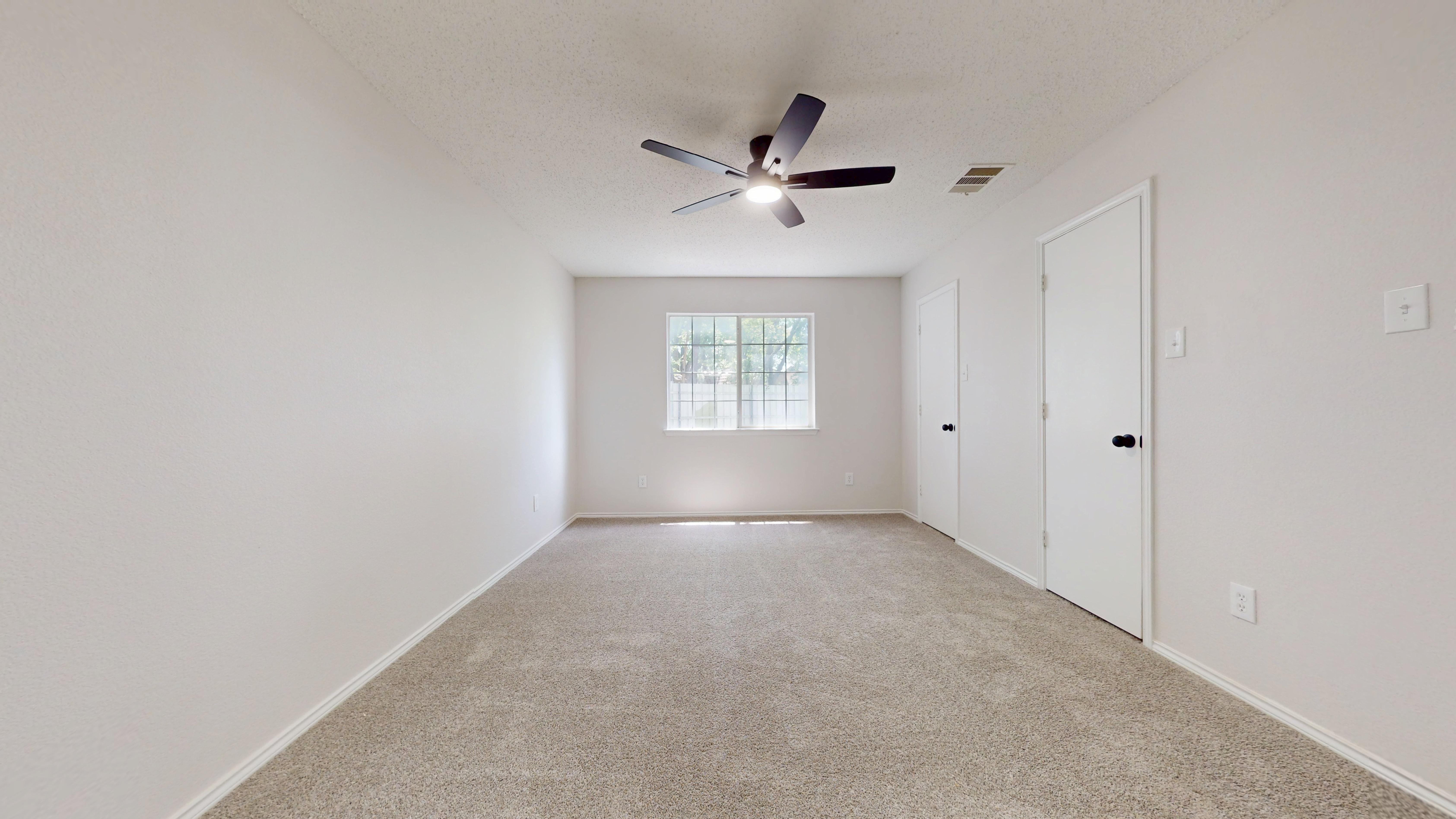 1532 Marion Drive Dallas, TX 75211 photo 12