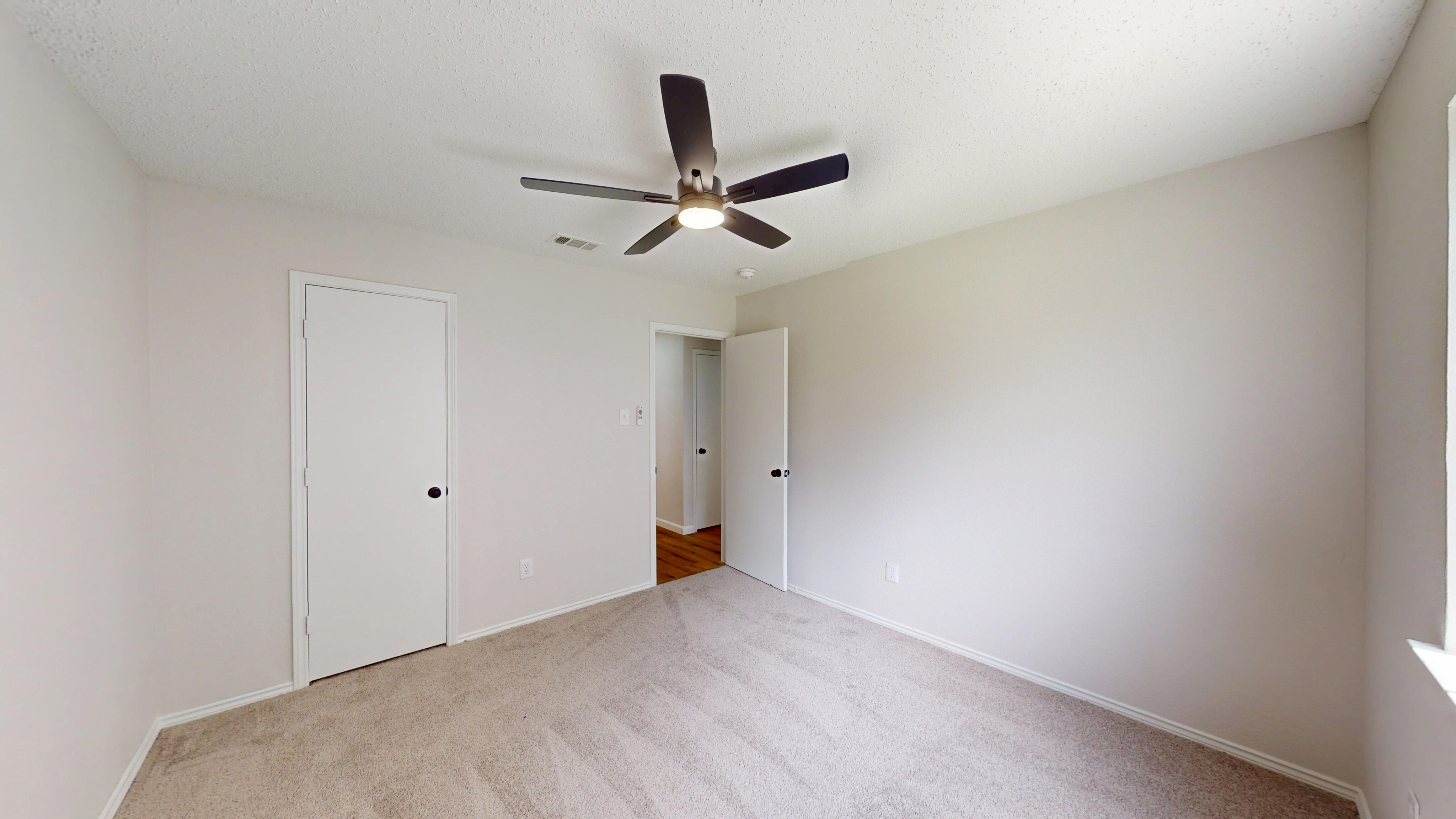 1532 Marion Drive Dallas, TX 75211 photo 17