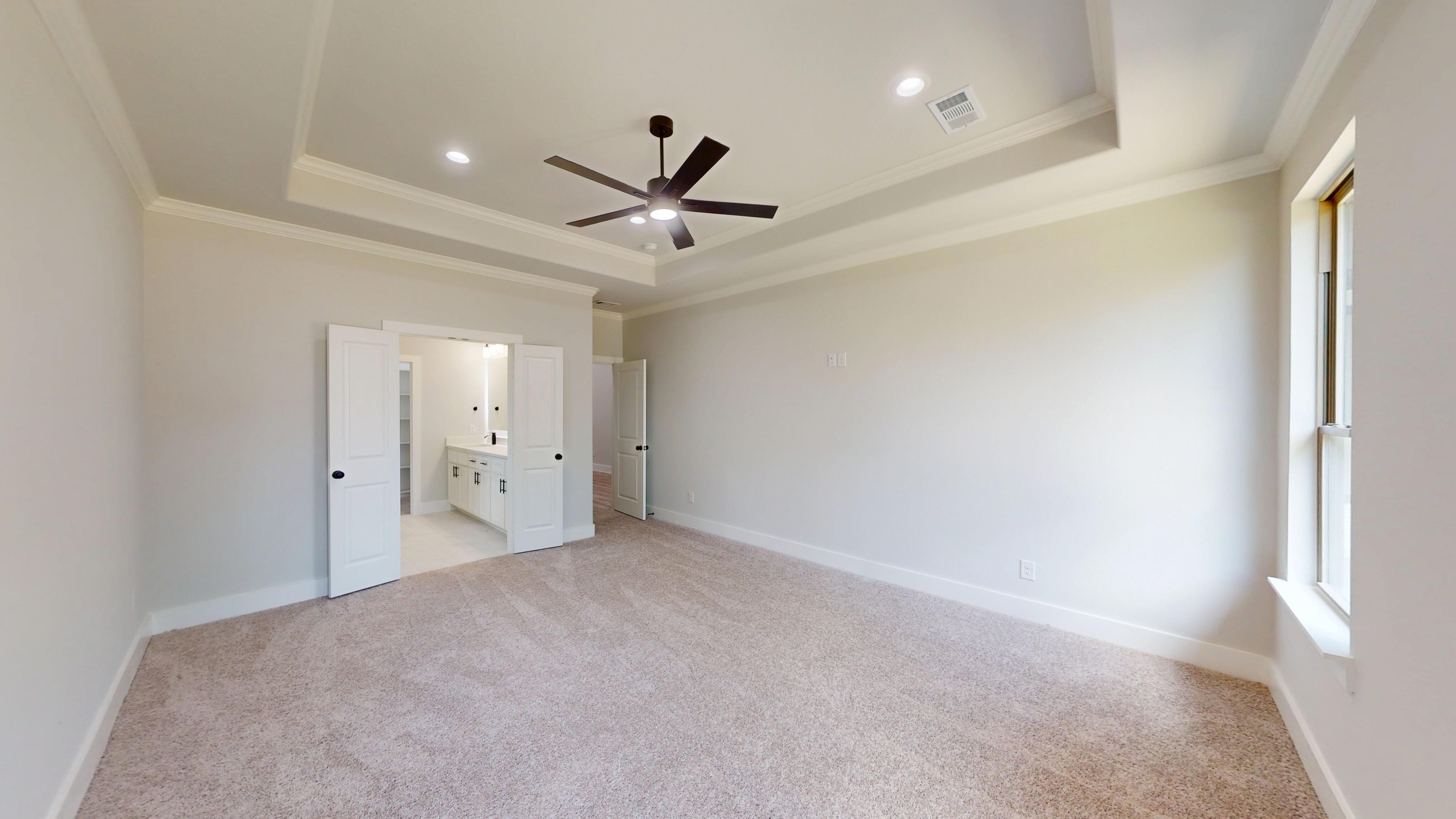 2825 South Grove Street Fort Worth, TX 76104 photo 11