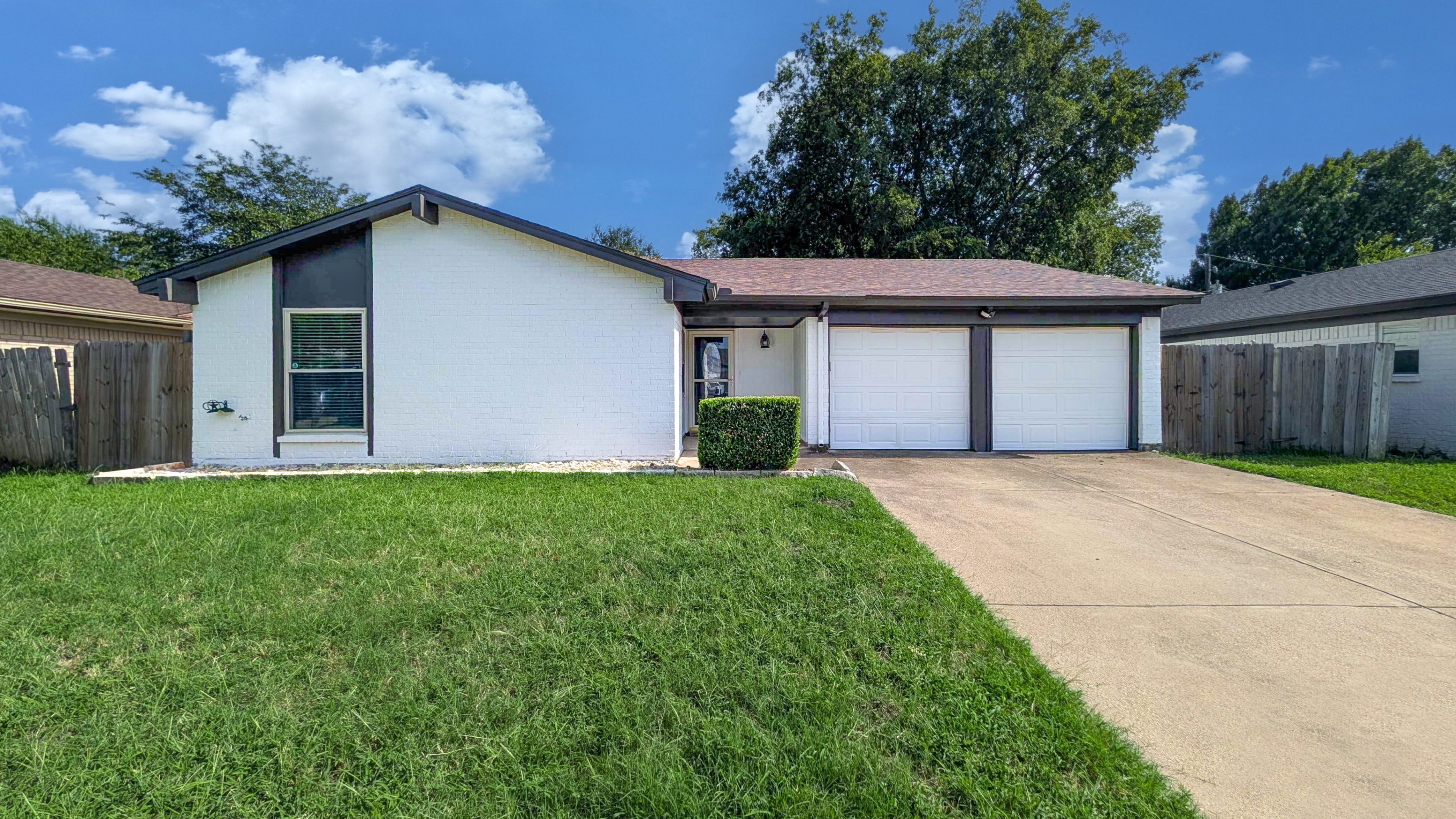 6412 Grasshopper Drive Watauga, TX 76148
