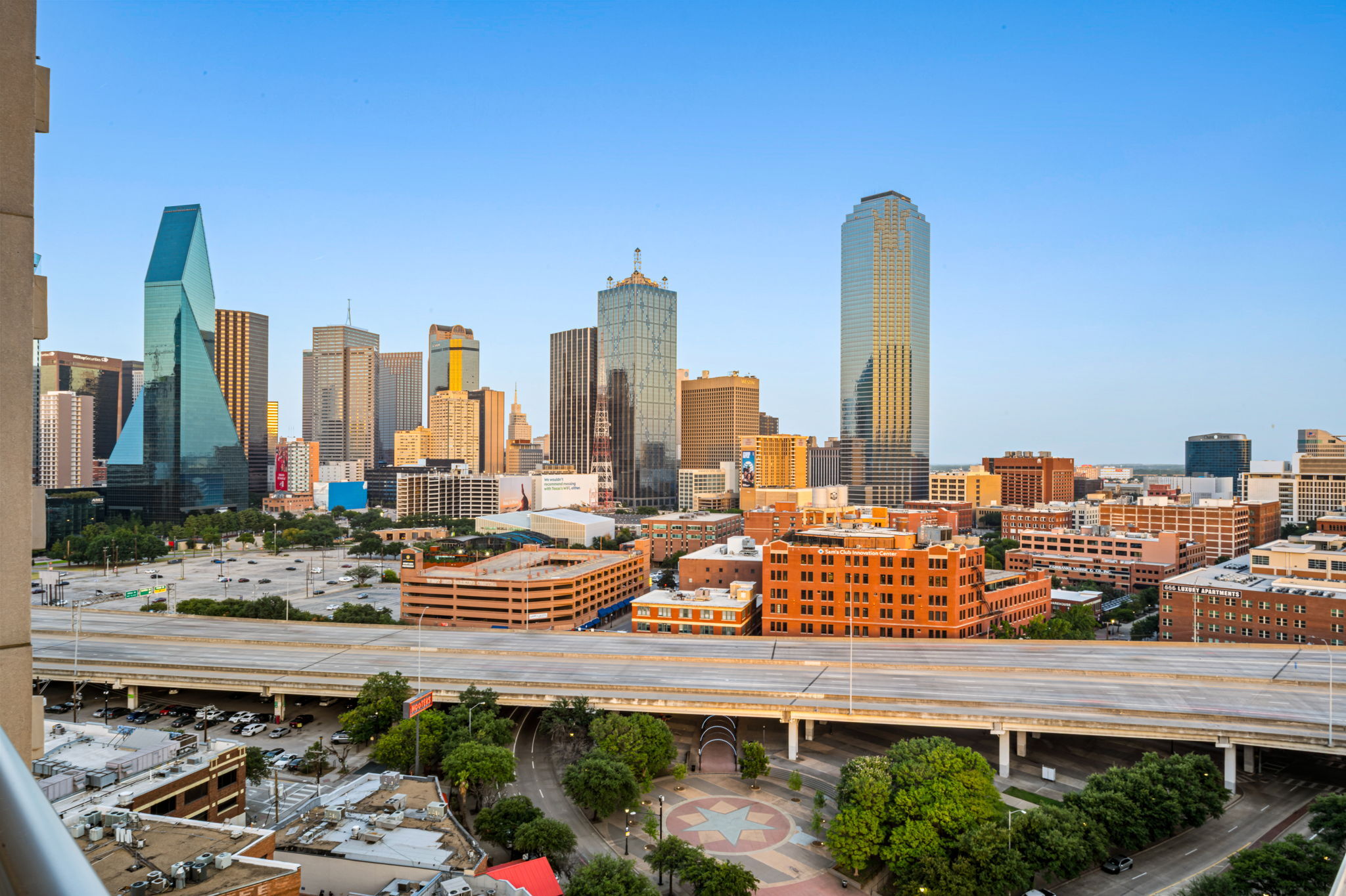 2200 Victory Avenue 1505 Dallas, TX 75219 photo 7