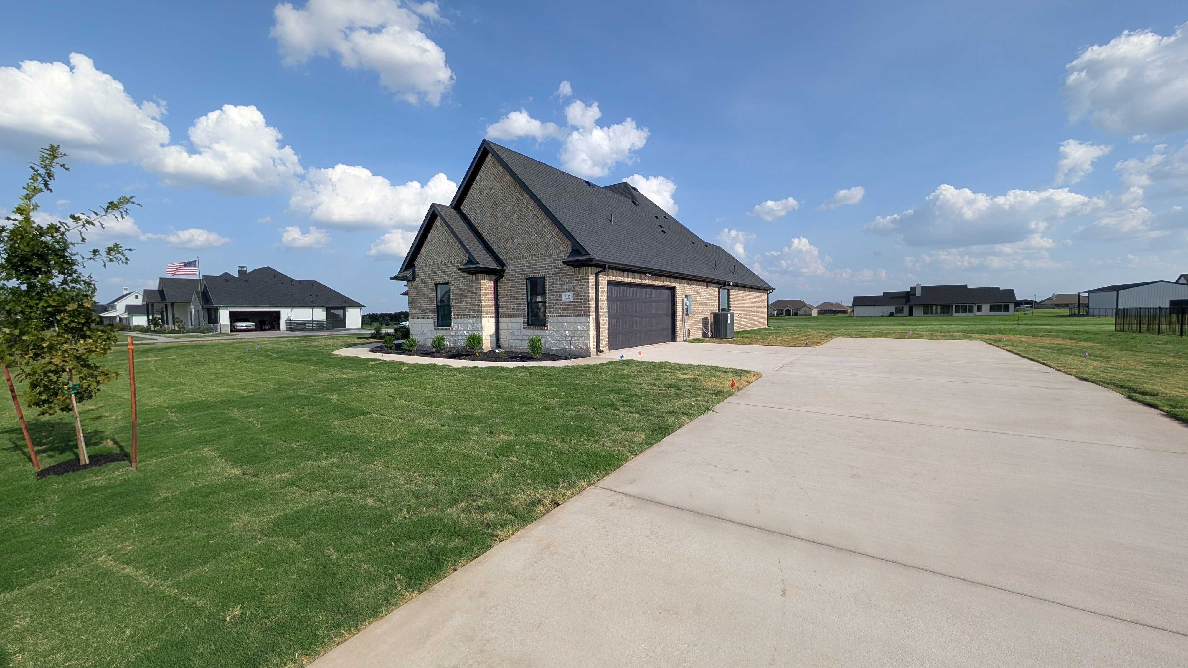 4735 Sasha Way Caddo Mills, TX 75135 photo 2