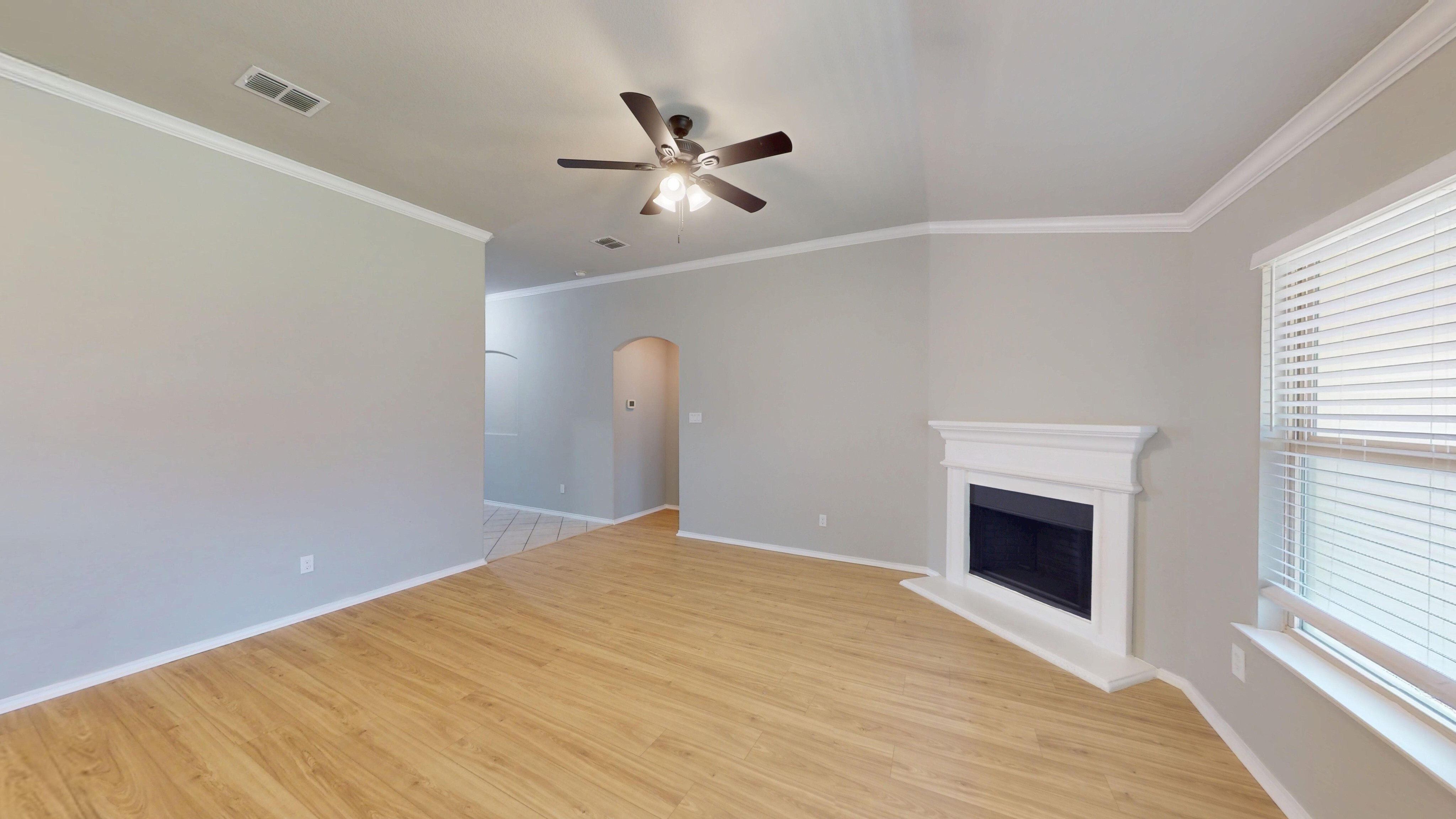 344 Coral Vine Lane Burleson, TX 76028 photo 6