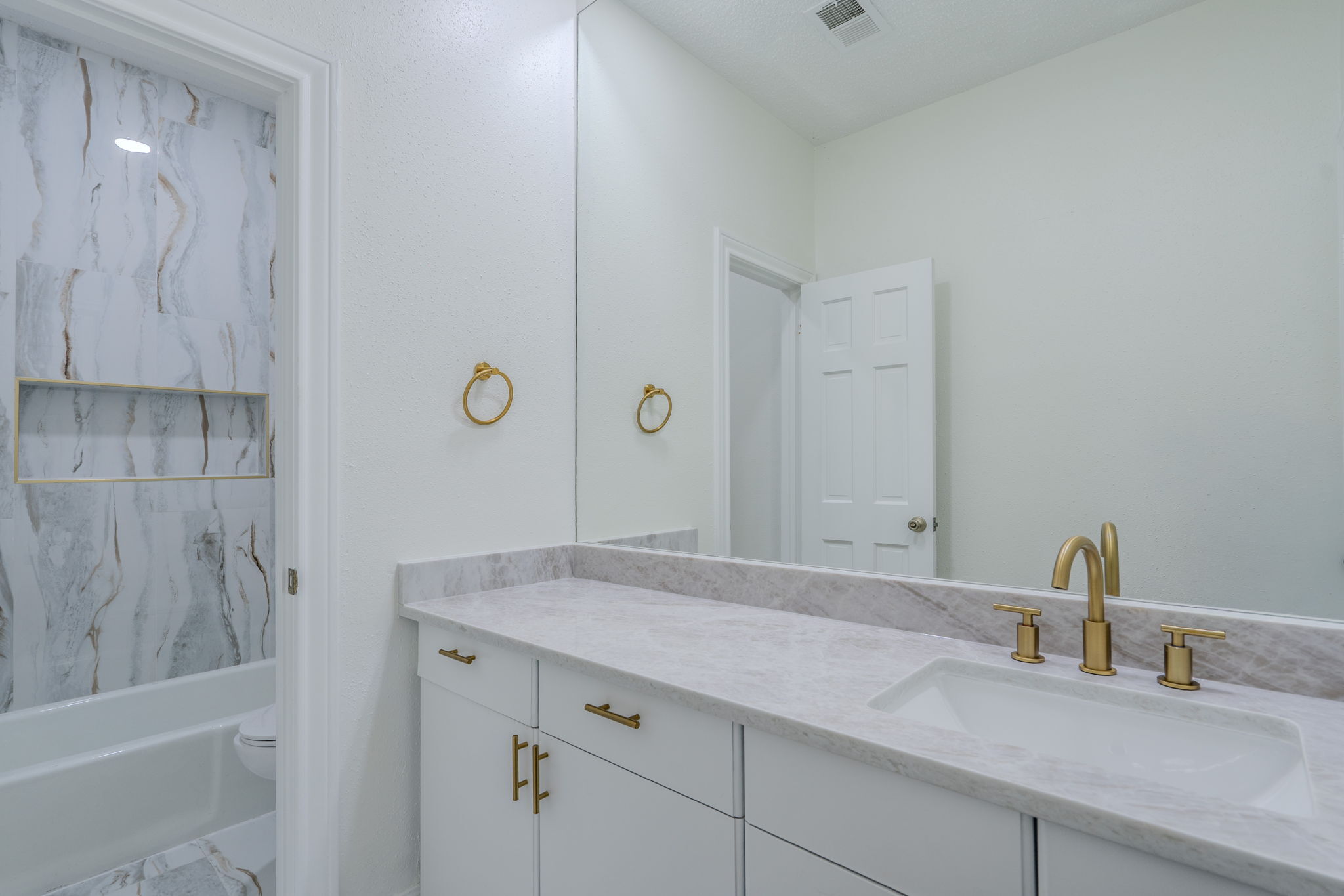5927 Sugar Hill Drive Houston, TX 77057 photo 20