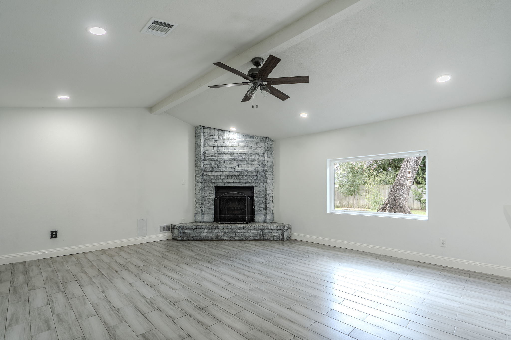 9818 Toucan Conroe, TX 77385 photo 3