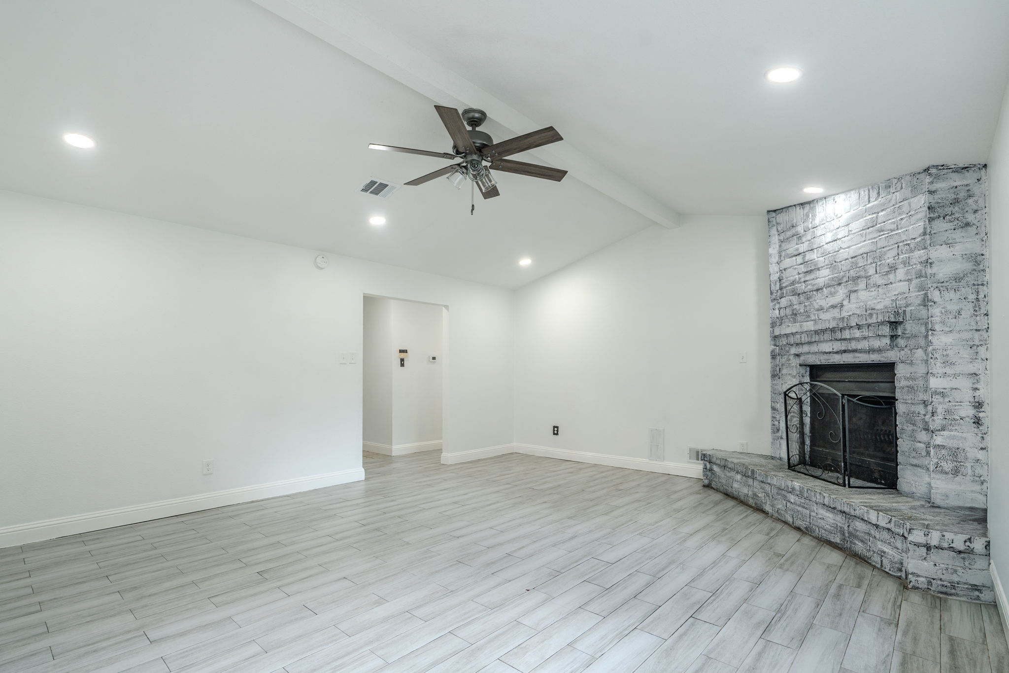 9818 Toucan Conroe, TX 77385 photo 4