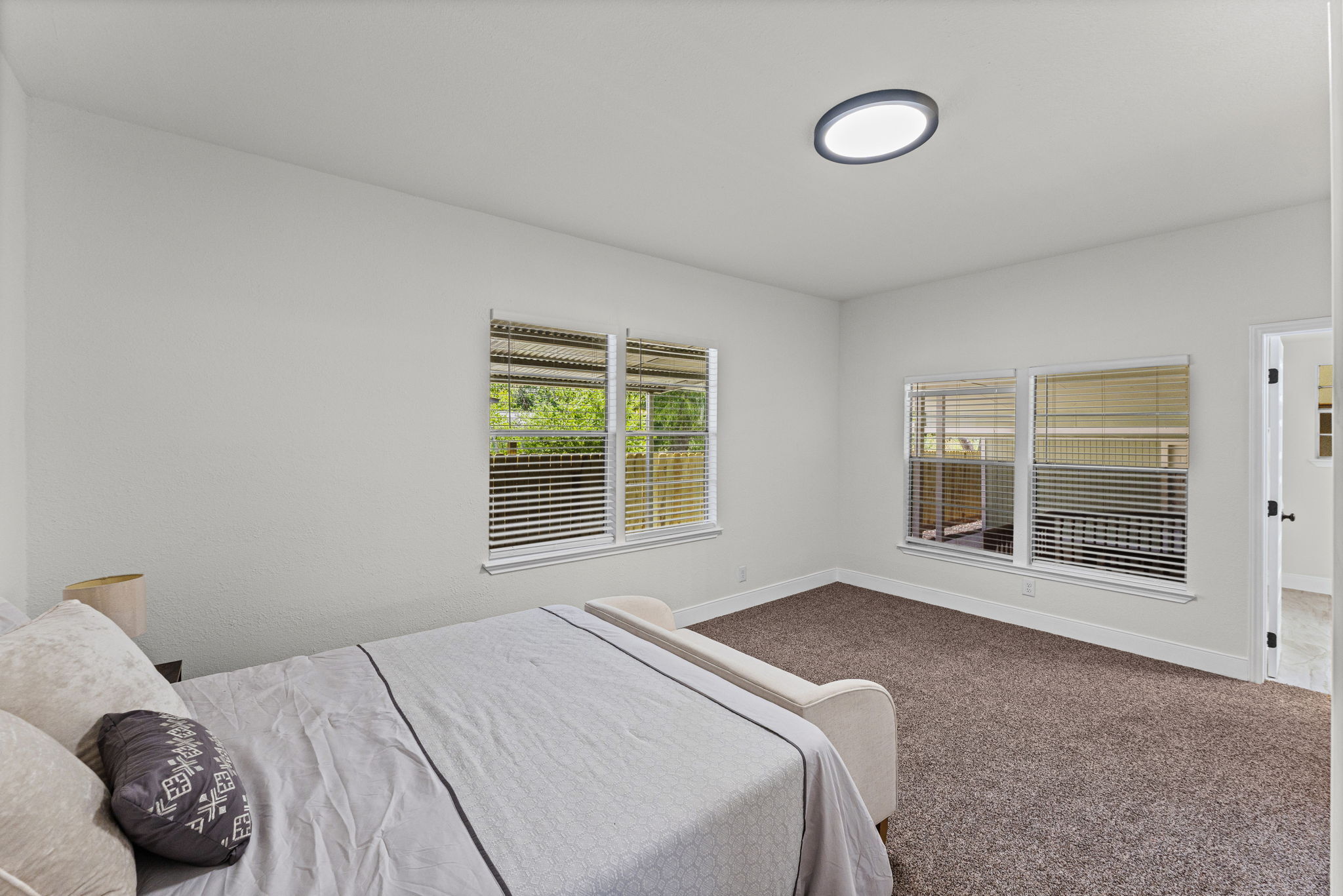1722 West Mistletoe Avenue San Antonio, TX 78201 photo 12