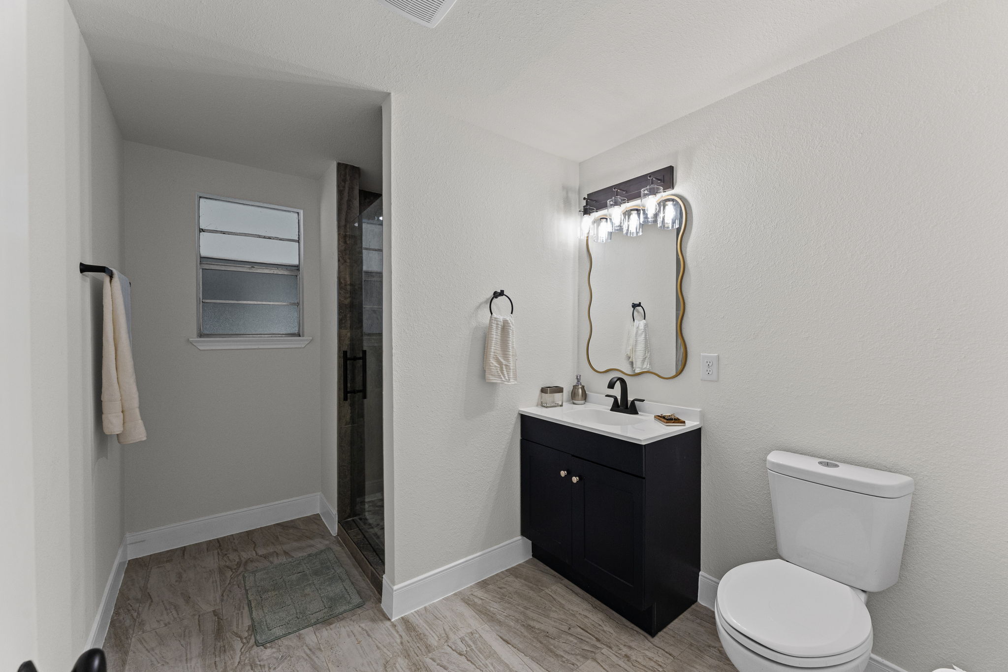 1722 West Mistletoe Avenue San Antonio, TX 78201 photo 13