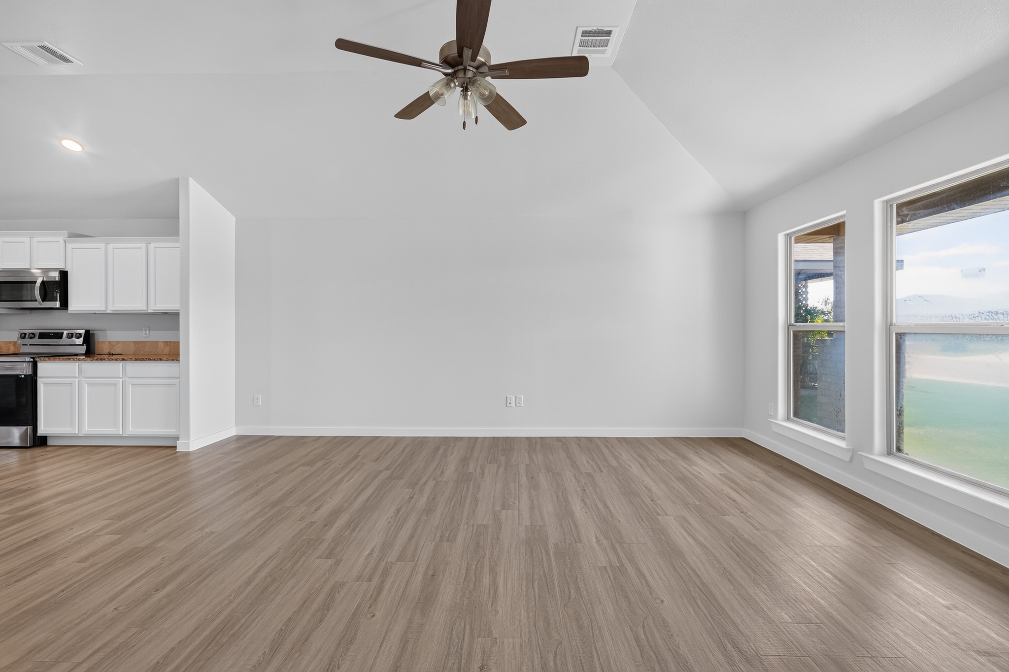 1640 Montaluse Road Amarillo, TX 79118 photo 8