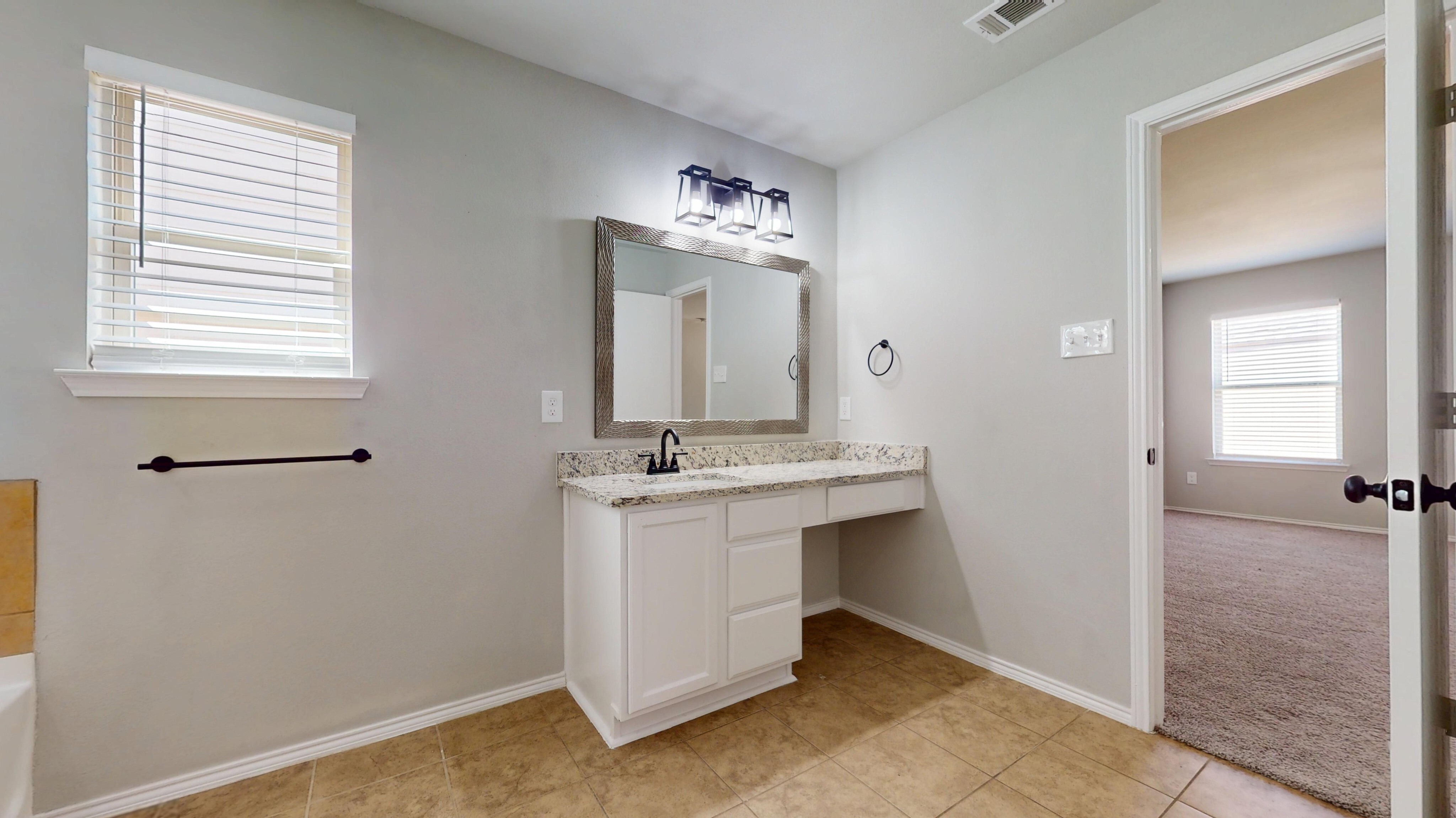 5112 Glen Eden Drive Fort Worth, TX 76119 photo 16