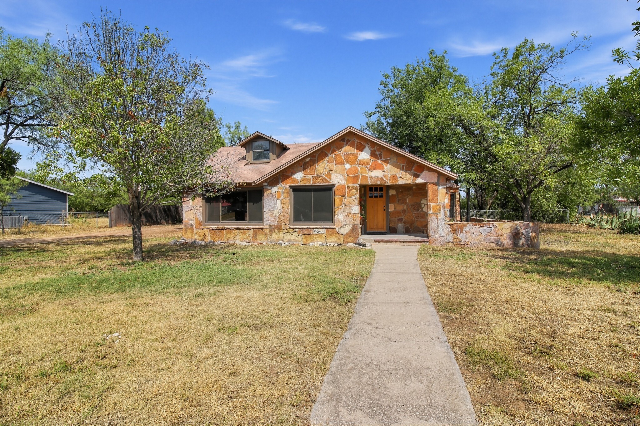620 East 37th Street San Angelo, TX 76903